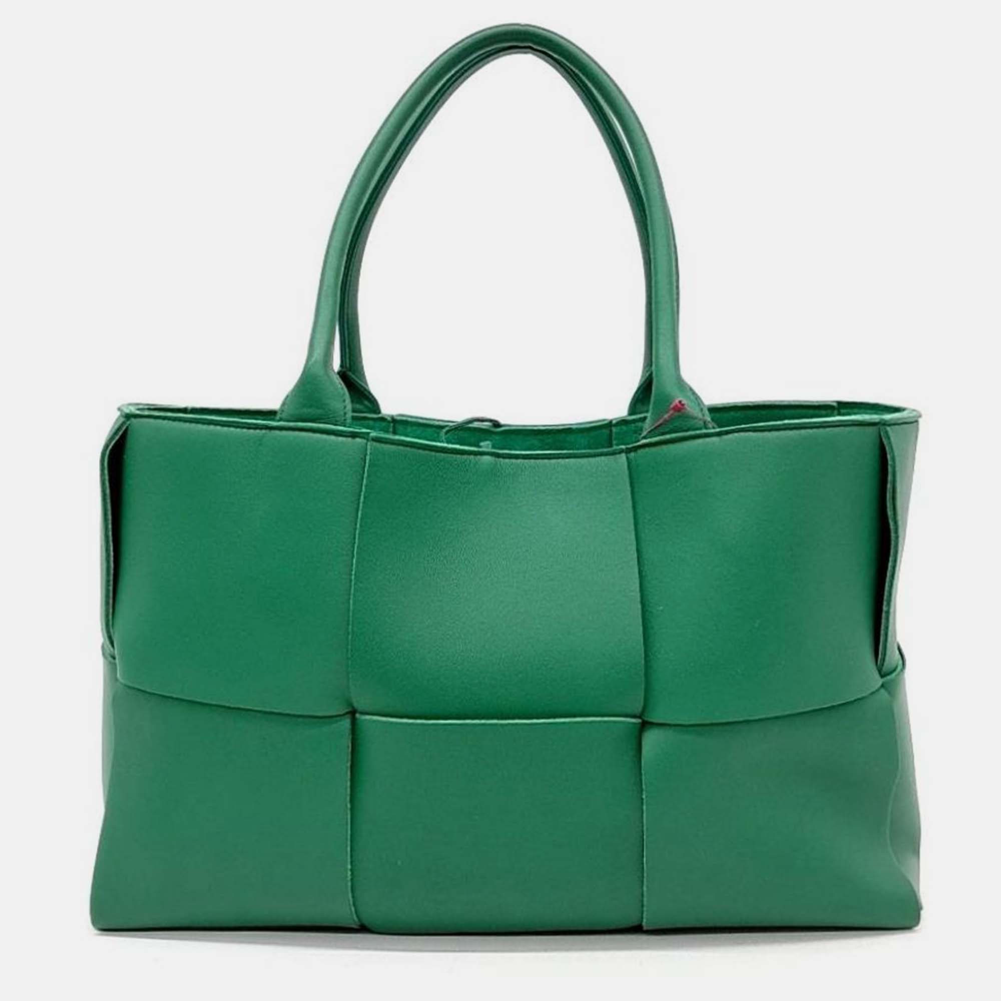 

Bottega Veneta Arco Tote Bag Medium, Green