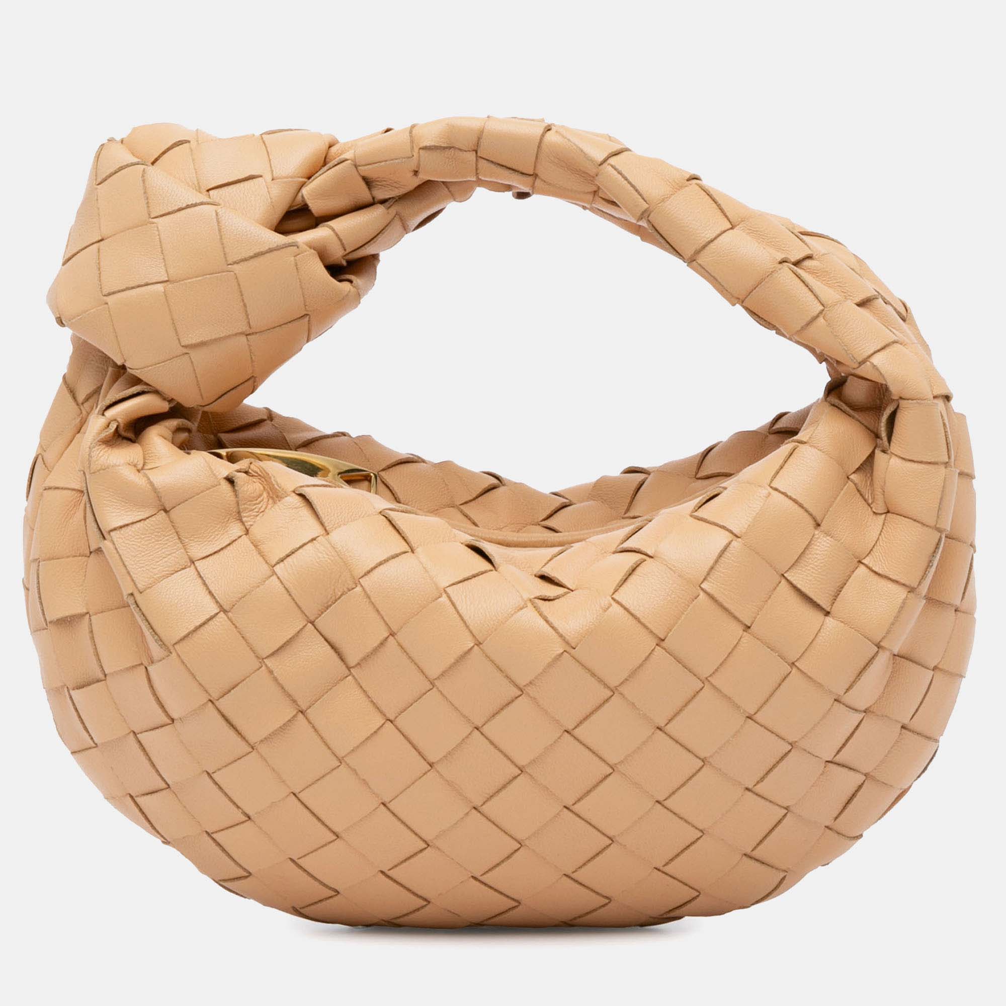 

Bottega Veneta Bottega Veneta Mini Nappa Intrecciato Jodie, Beige