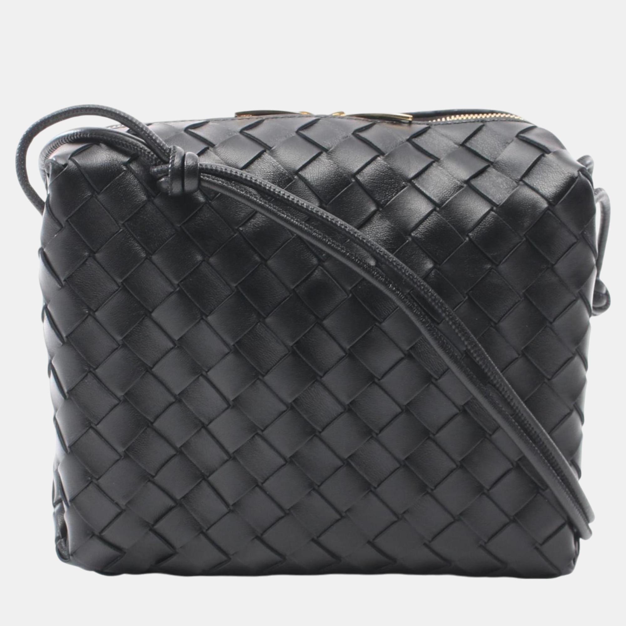 

Bottega Veneta Intrecciato Small Camera Leather Black Bag