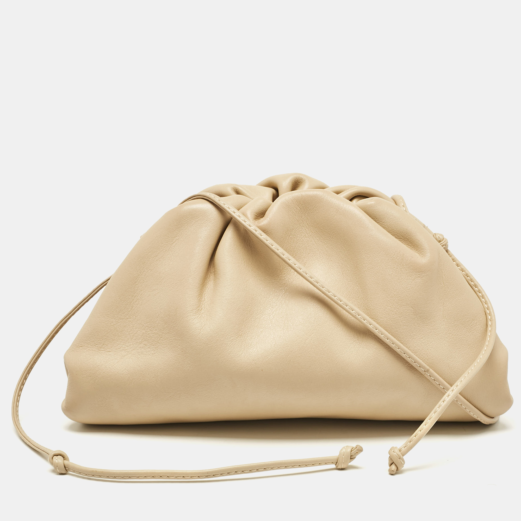 Pre-owned Bottega Veneta Cream Leather Mini The Pouch Bag