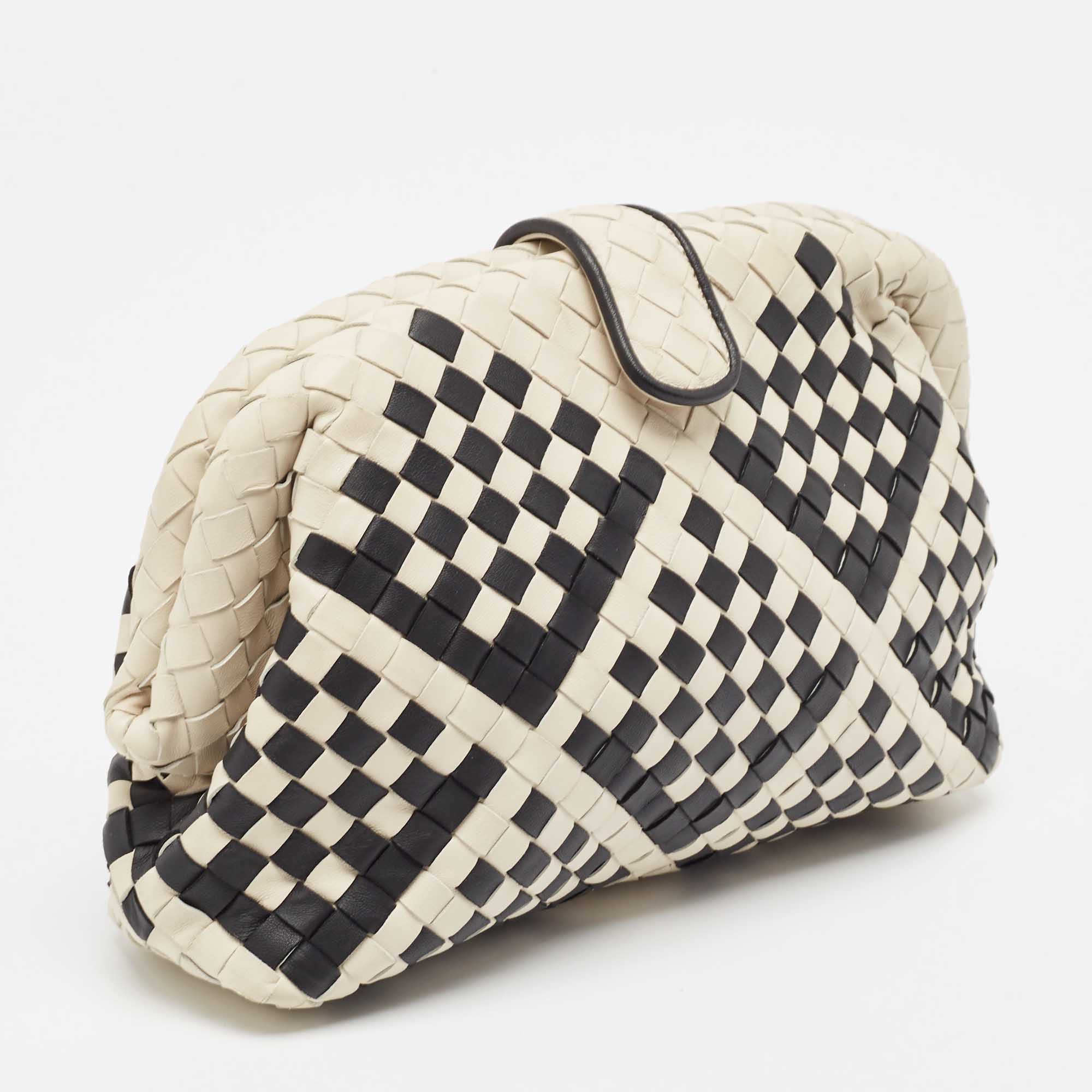 Bottega Veneta Off White/Black Intrecciato Leather Lauren 1980 Clutch 