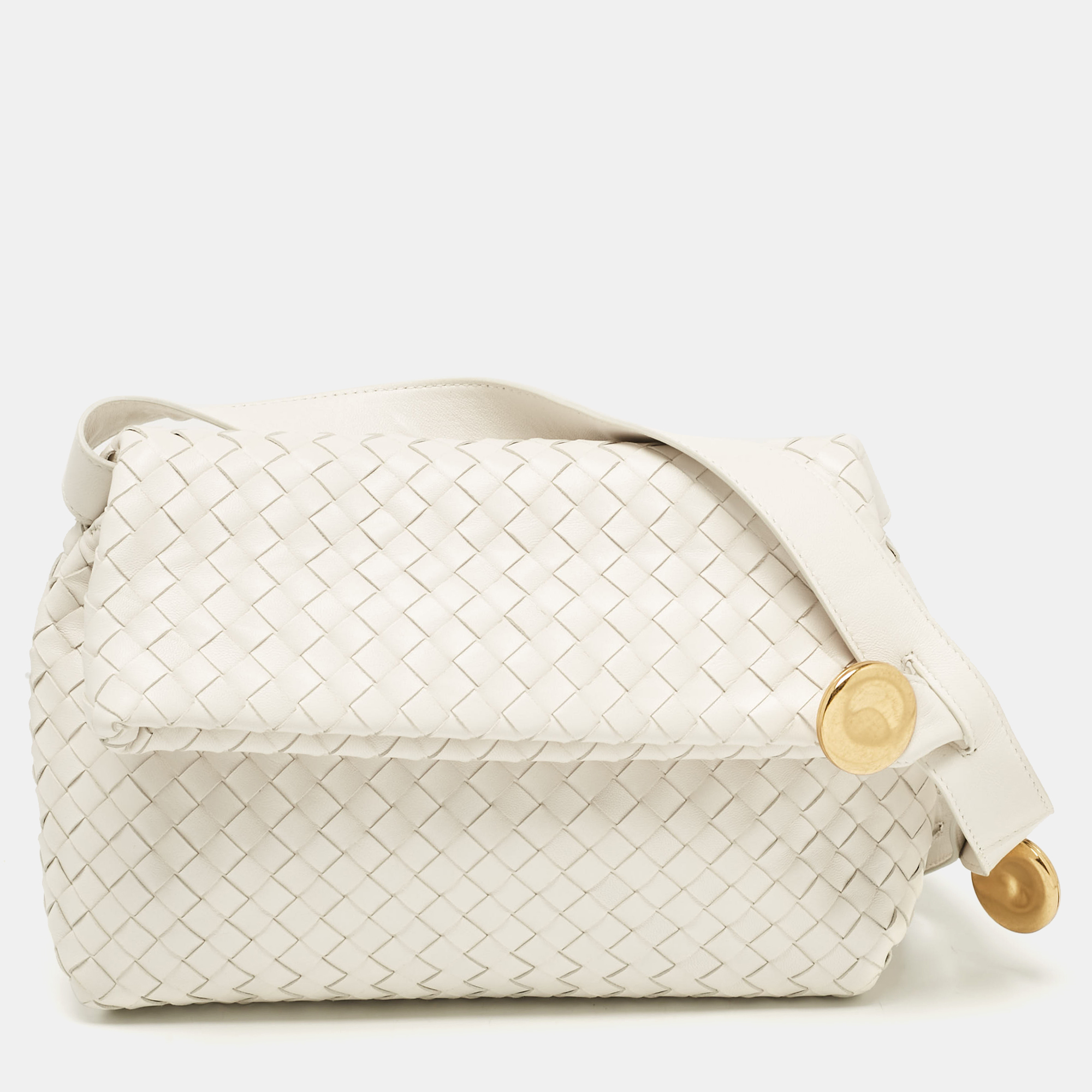 

Bottega Veneta White Intrecciato Leather Fold Shoulder Bag