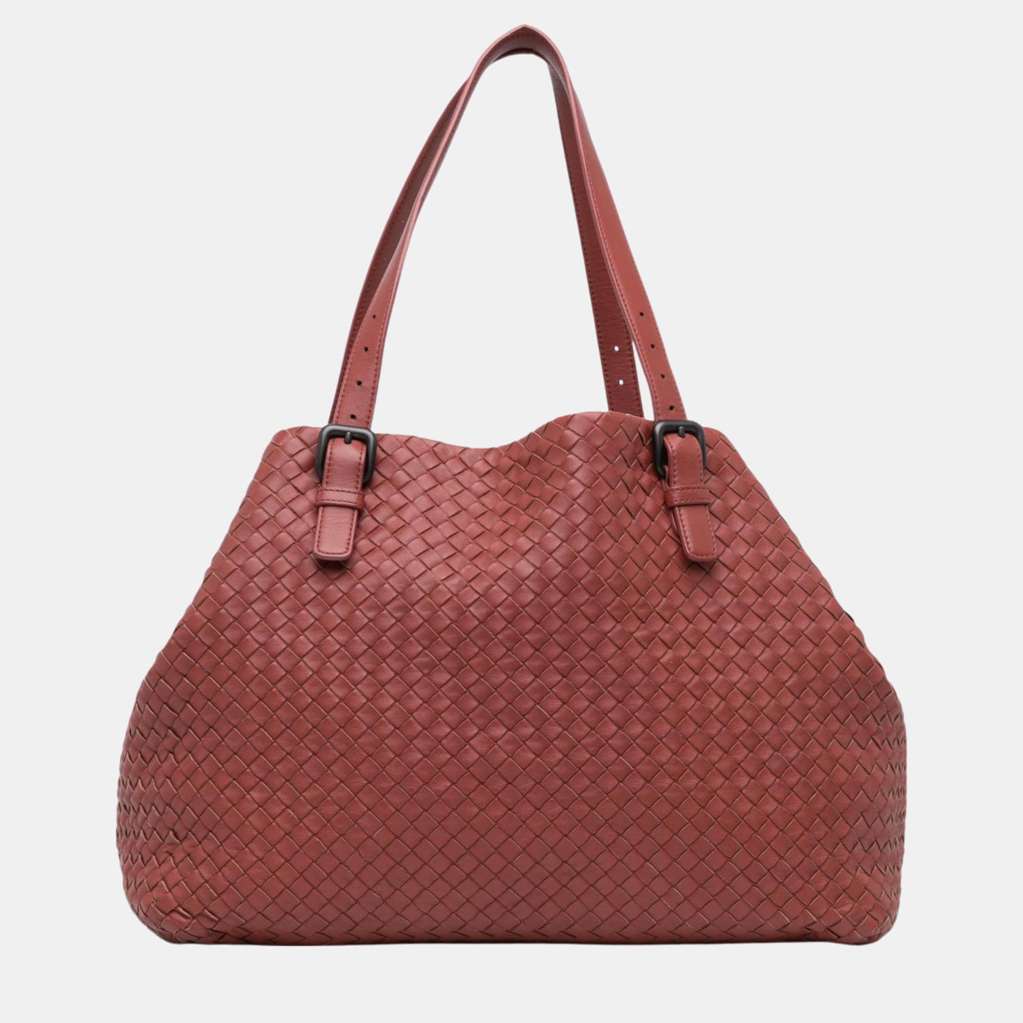 

Bottega Veneta Large Nappa Intrecciato Cesta Tote, Red