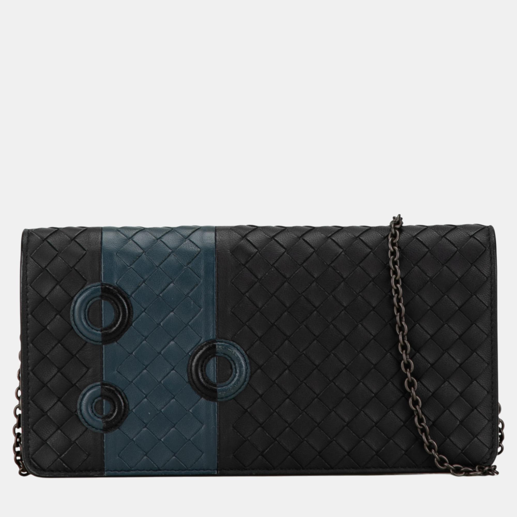 

Bottega Veneta Black Intrecciato Wallet On Chain