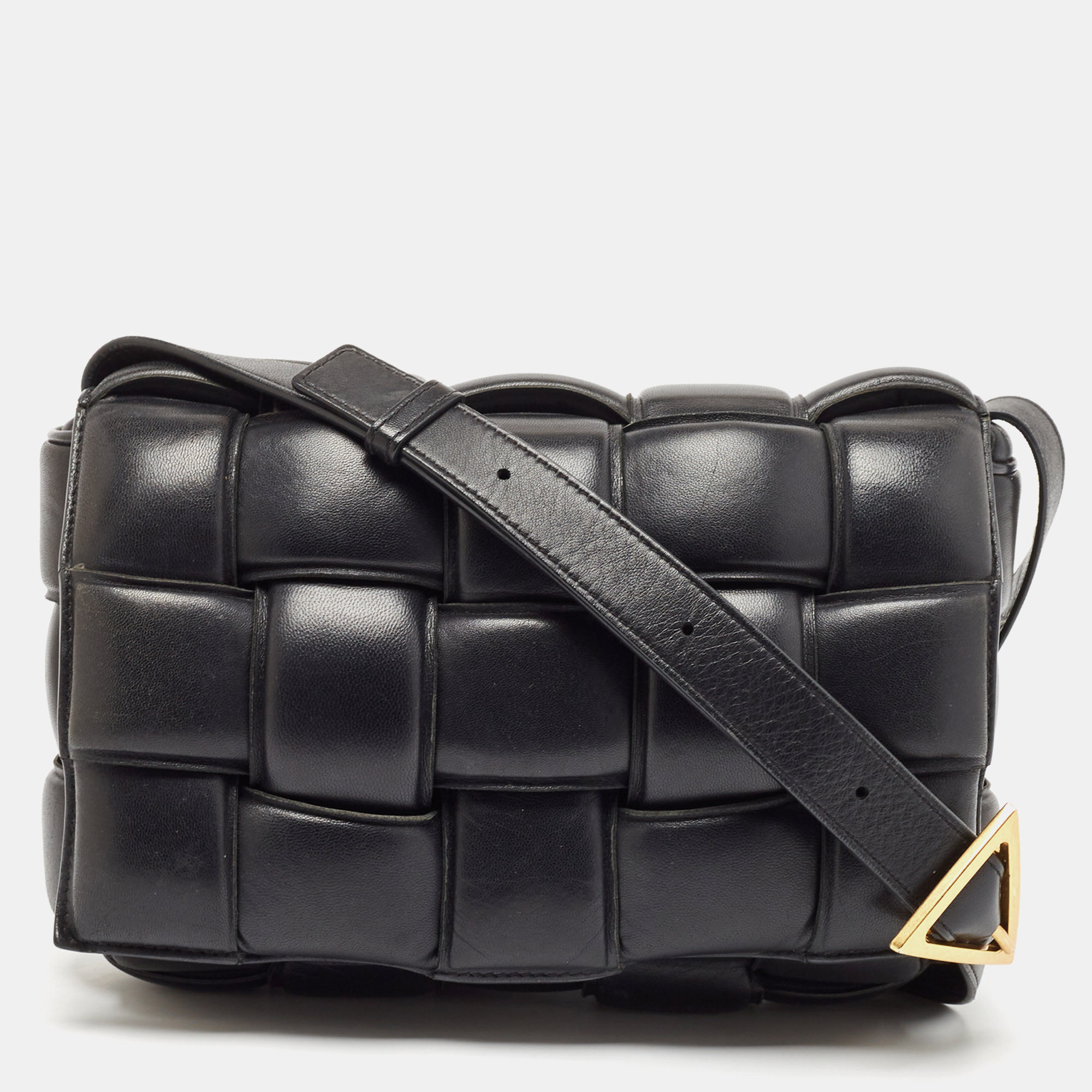 

Bottega Veneta Black Leather Classic Cassette Padded Shoulder Bag