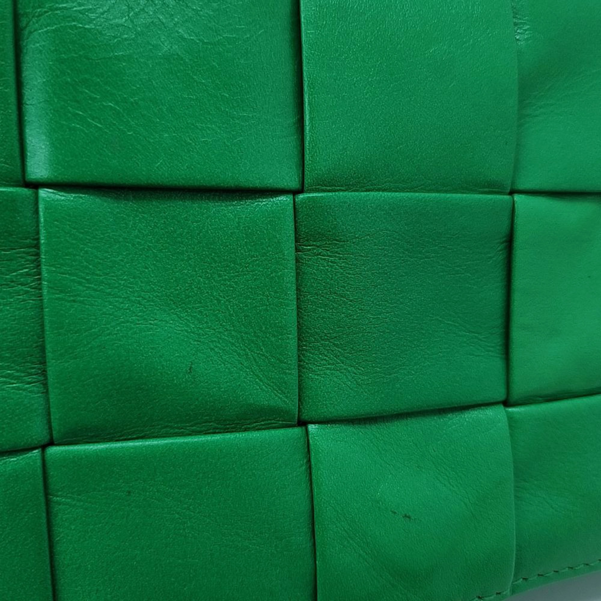 Bottega Veneta Green Leather Cassette Bag 