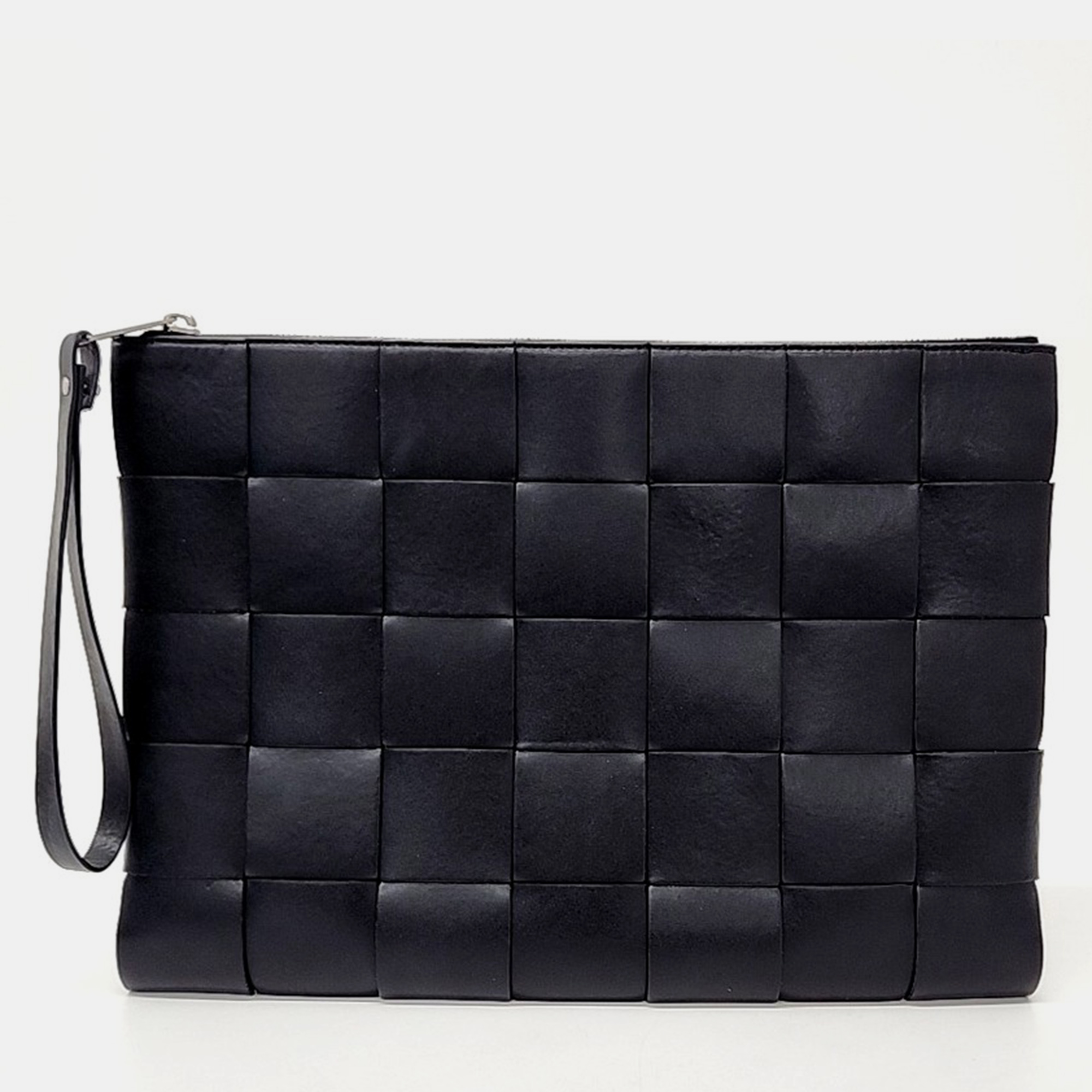 

Bottega Veneta Black Leather Mesh Clutch