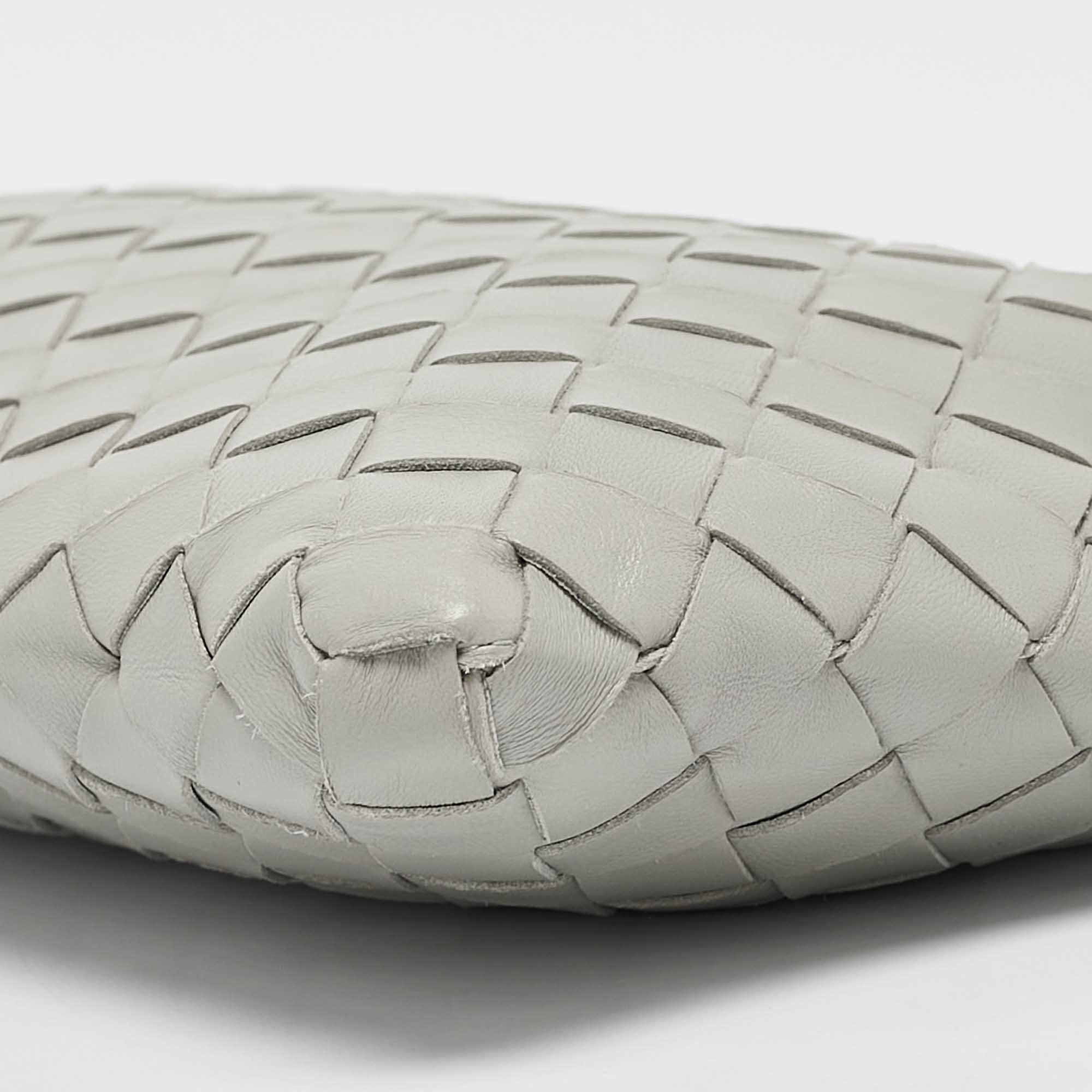 Bottega Veneta Grey Intrecciato Leather Zip Pochette 