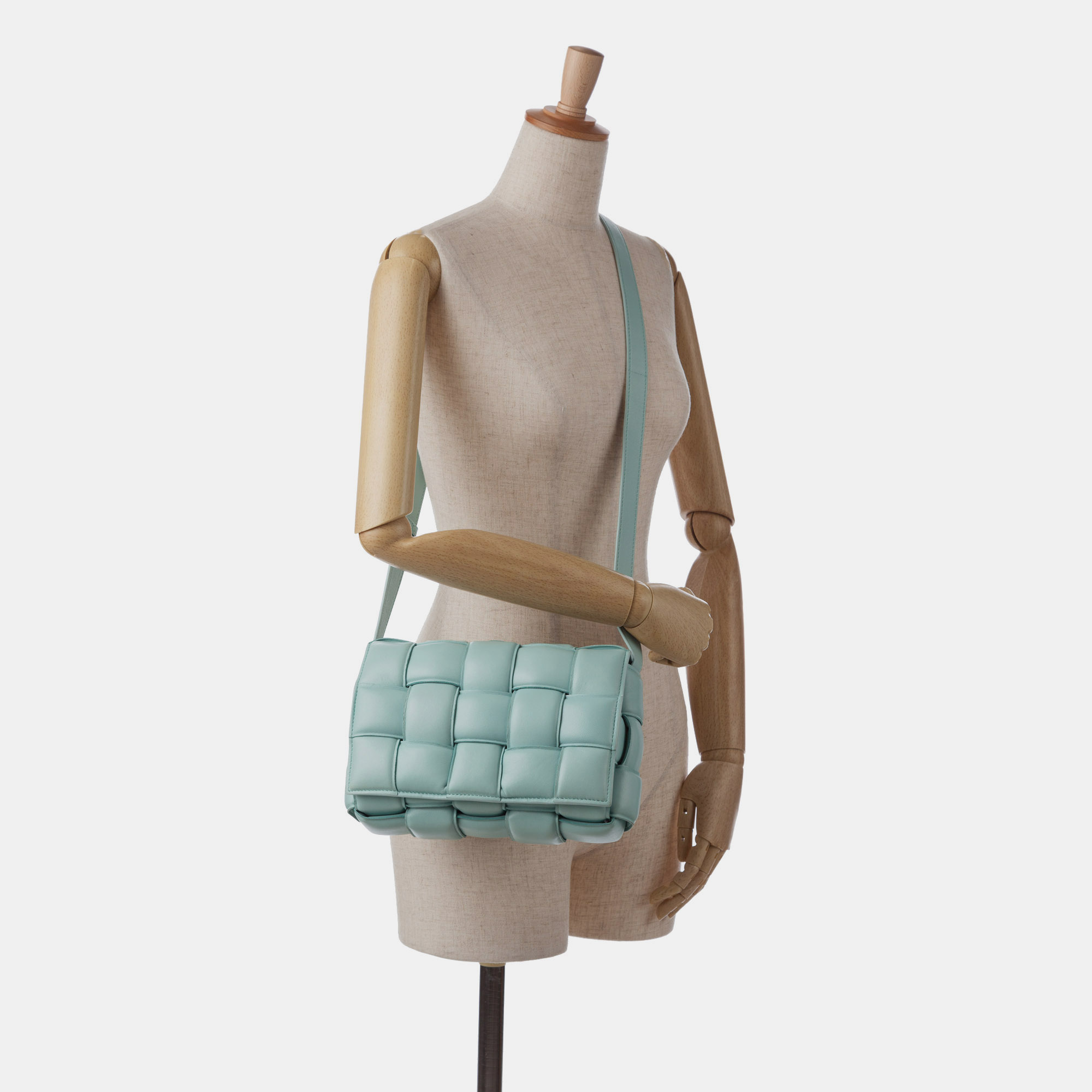 Bottega Veneta Blue Nappa Intrecciato Padded Cassette Crossbody Bag 