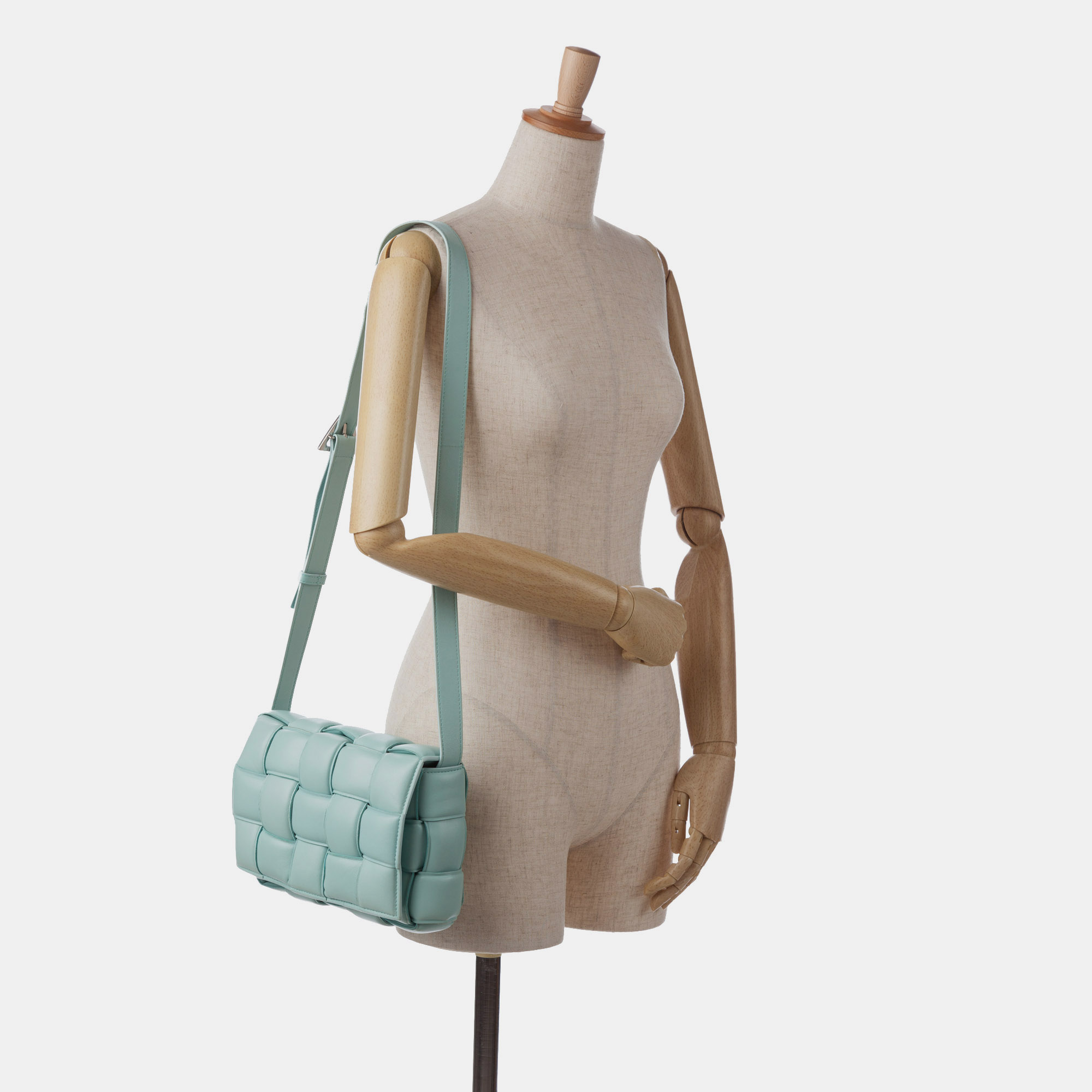 Bottega Veneta Blue Nappa Intrecciato Padded Cassette Crossbody Bag 
