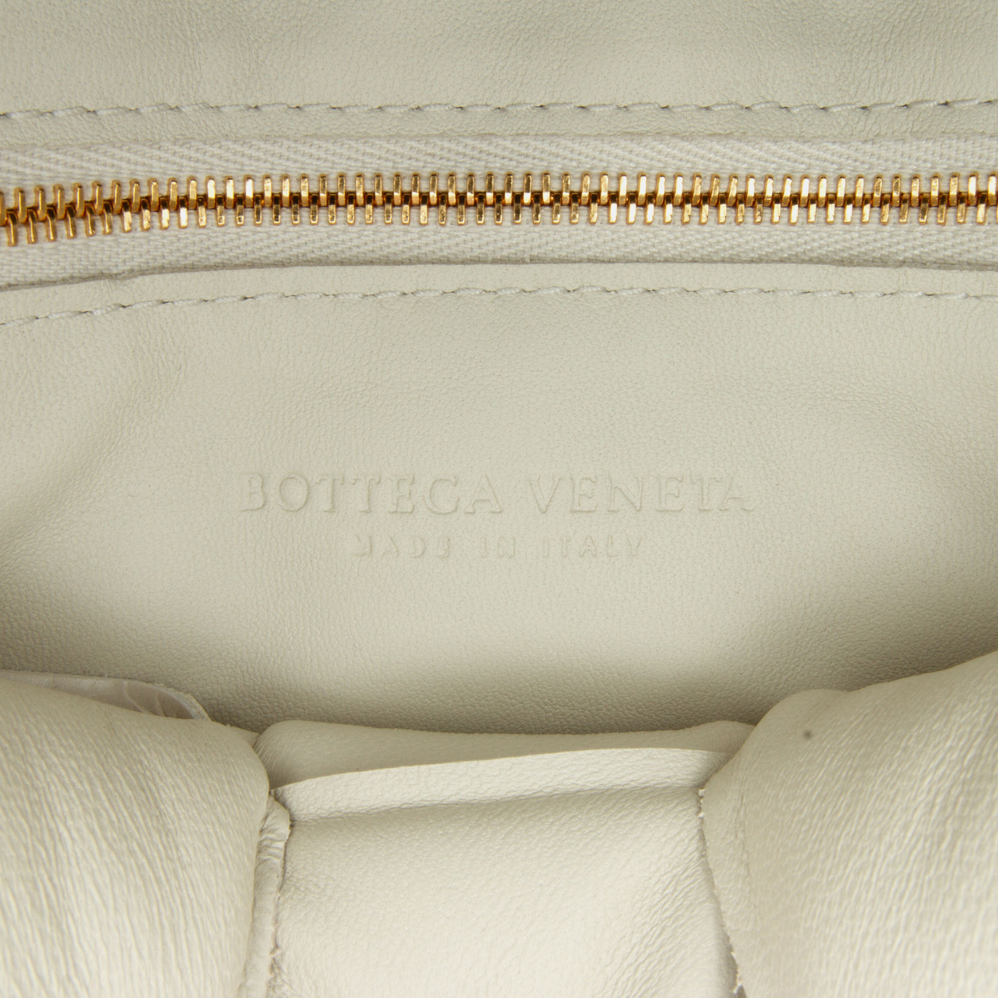 Bottega Veneta White Nappa Intrecciato Padded Cassette Crossbody 