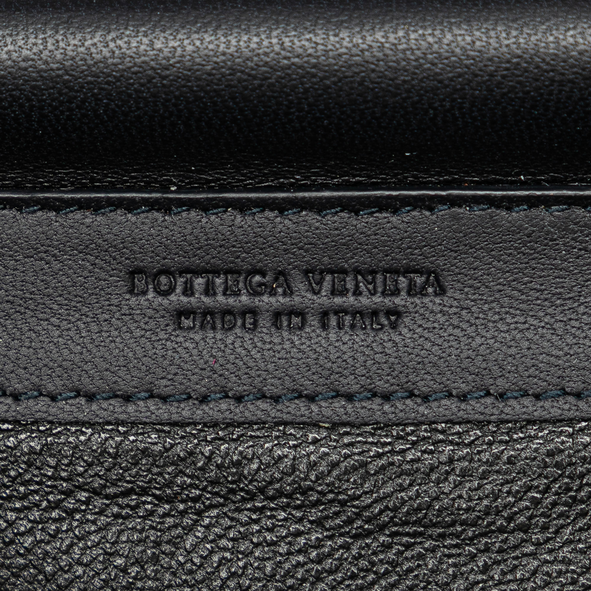 Bottega Veneta Black Intrecciato Wallet On Chain 