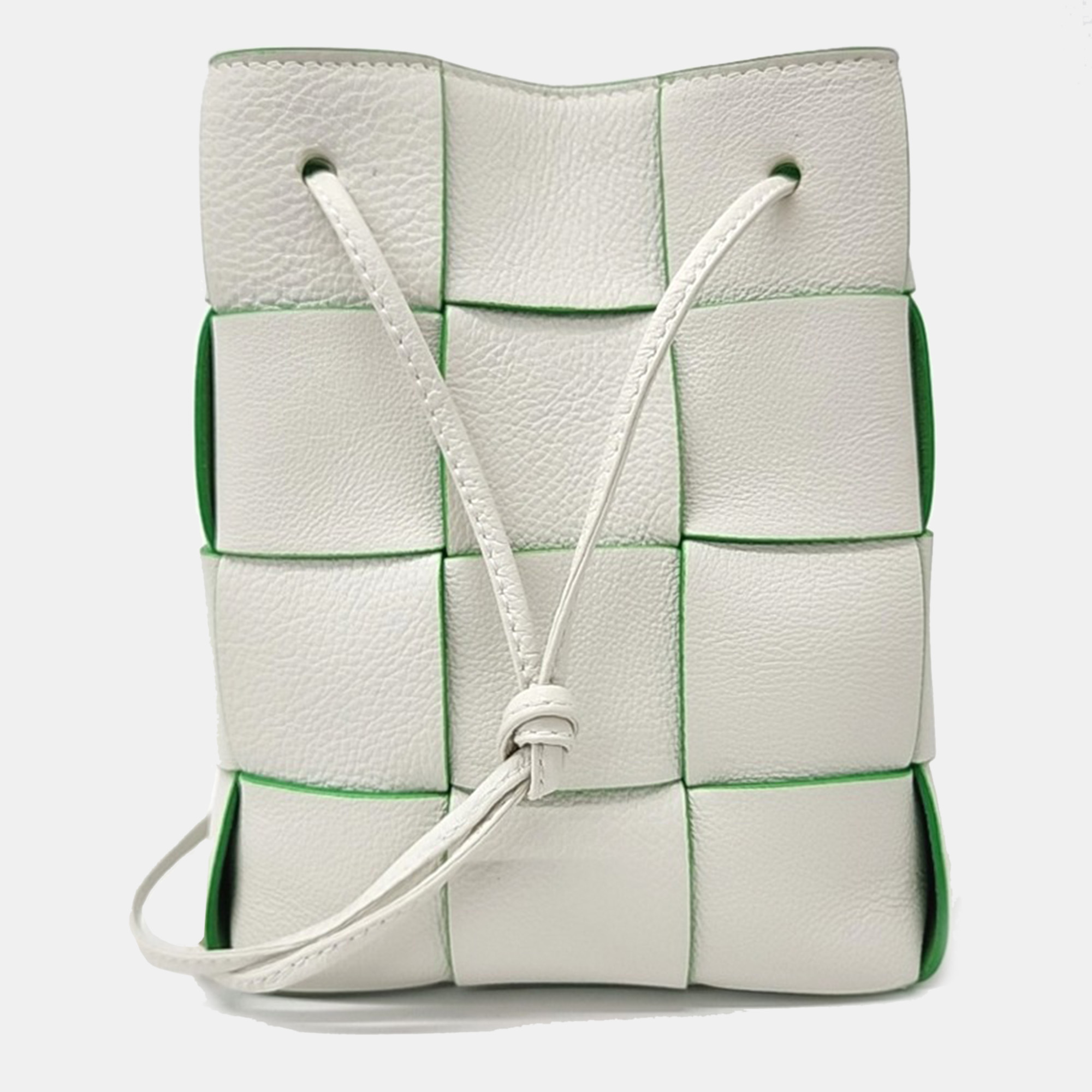 

Bottega Veneta Cream Leather Cassette Bucket Bag