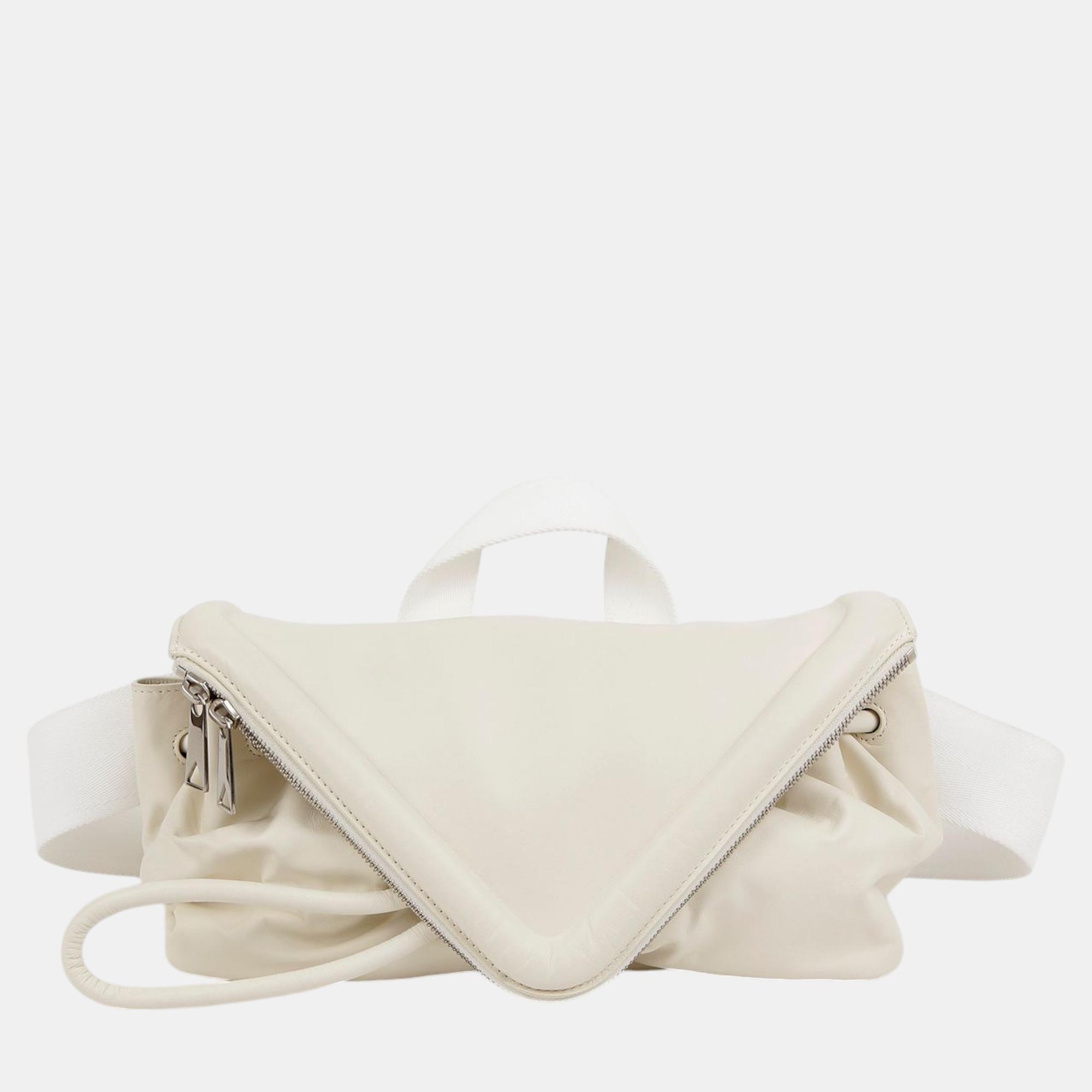 

Bottega Veneta White Leather Big Belt Bag