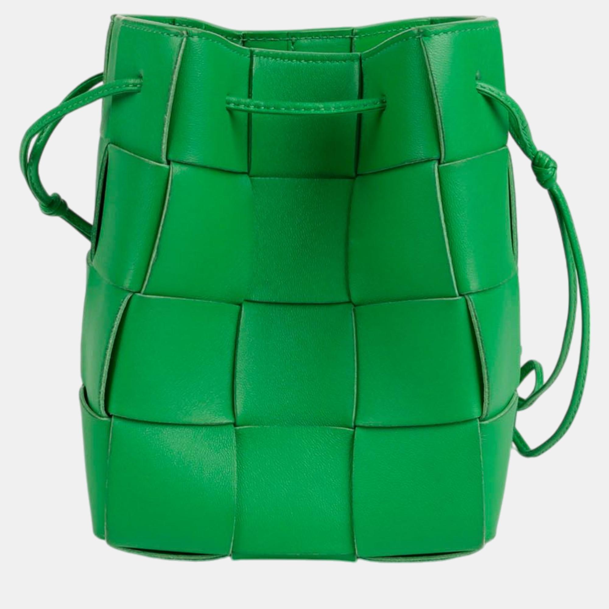 Bottega Veneta Small Parakeet Intrecciato Leather Cassette Bucket Shoulder Bag 
