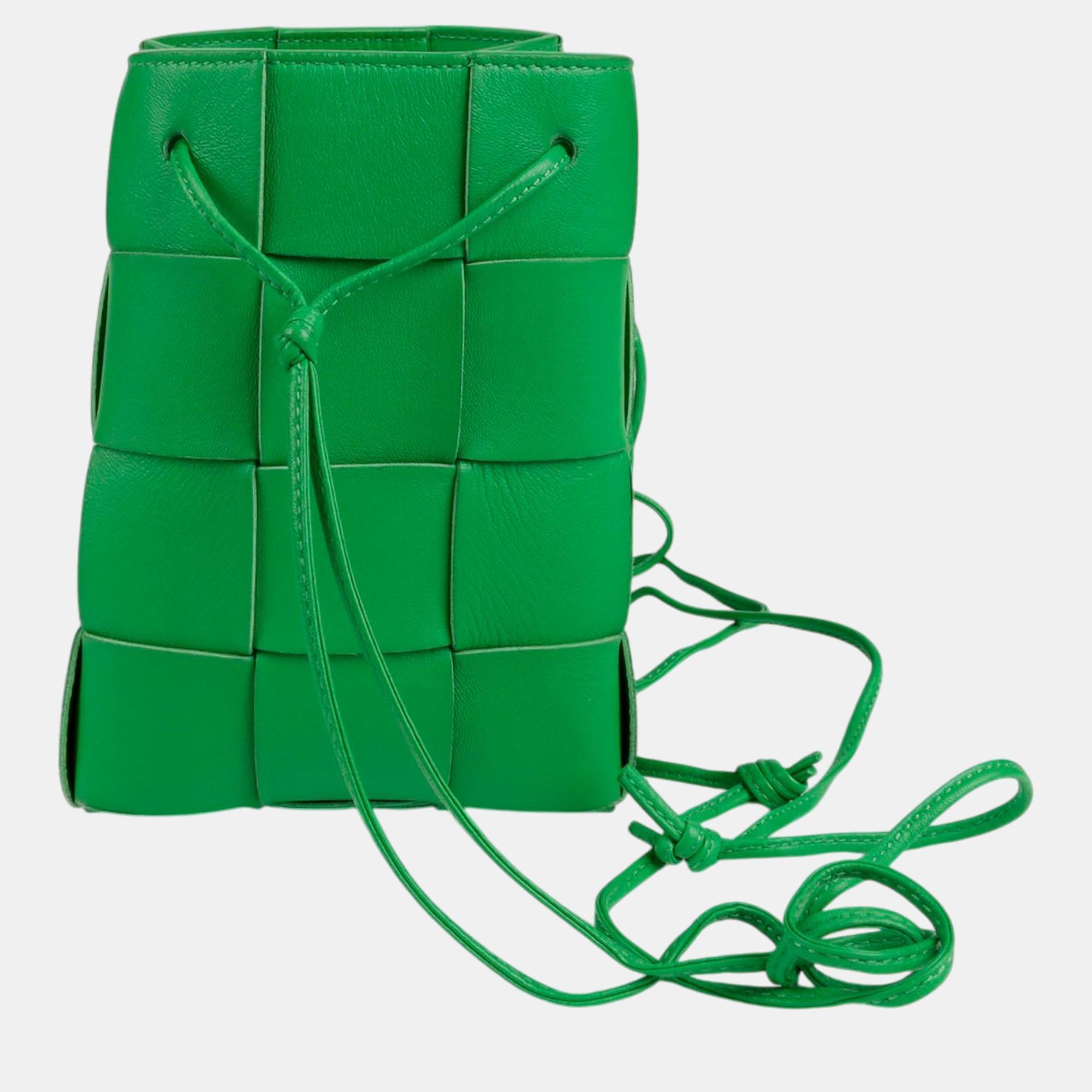 Bottega Veneta Small Parakeet Intrecciato Leather Cassette Bucket Shoulder Bag 