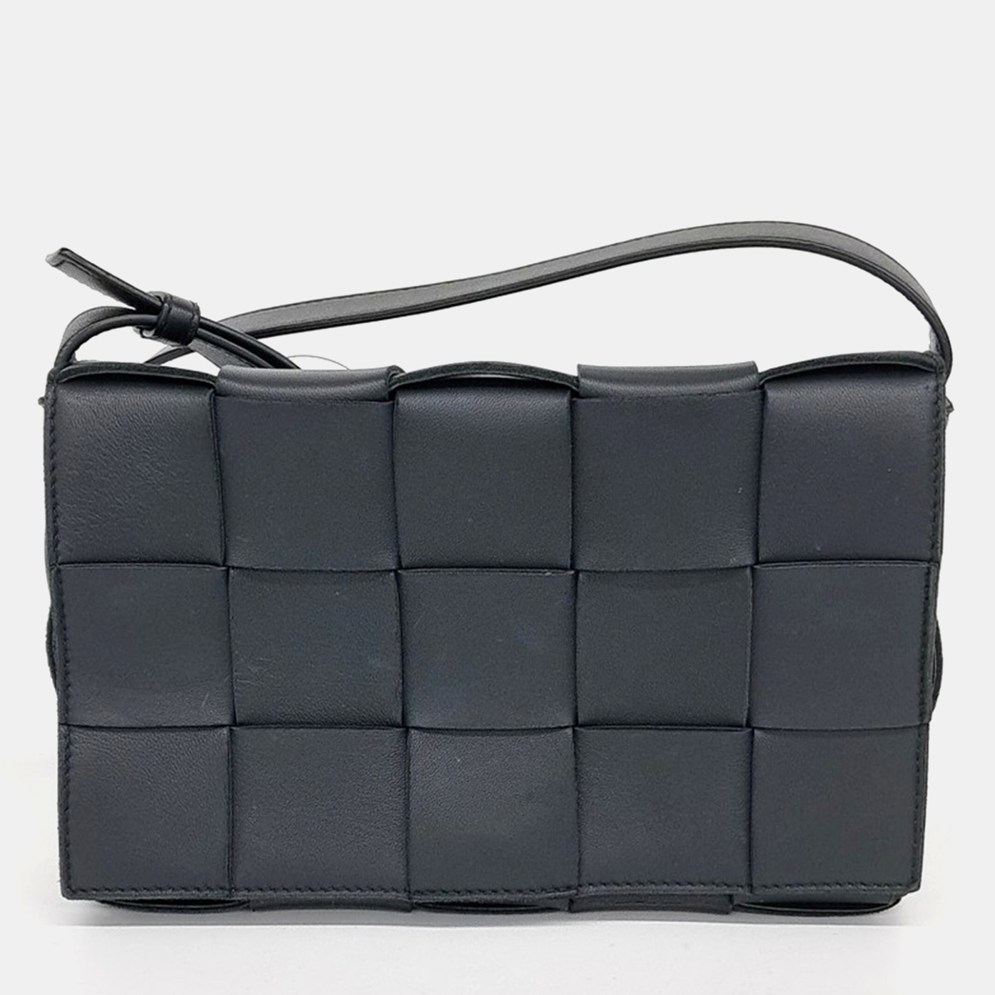 

Bottega Veneta Black Leather Cassette Bag