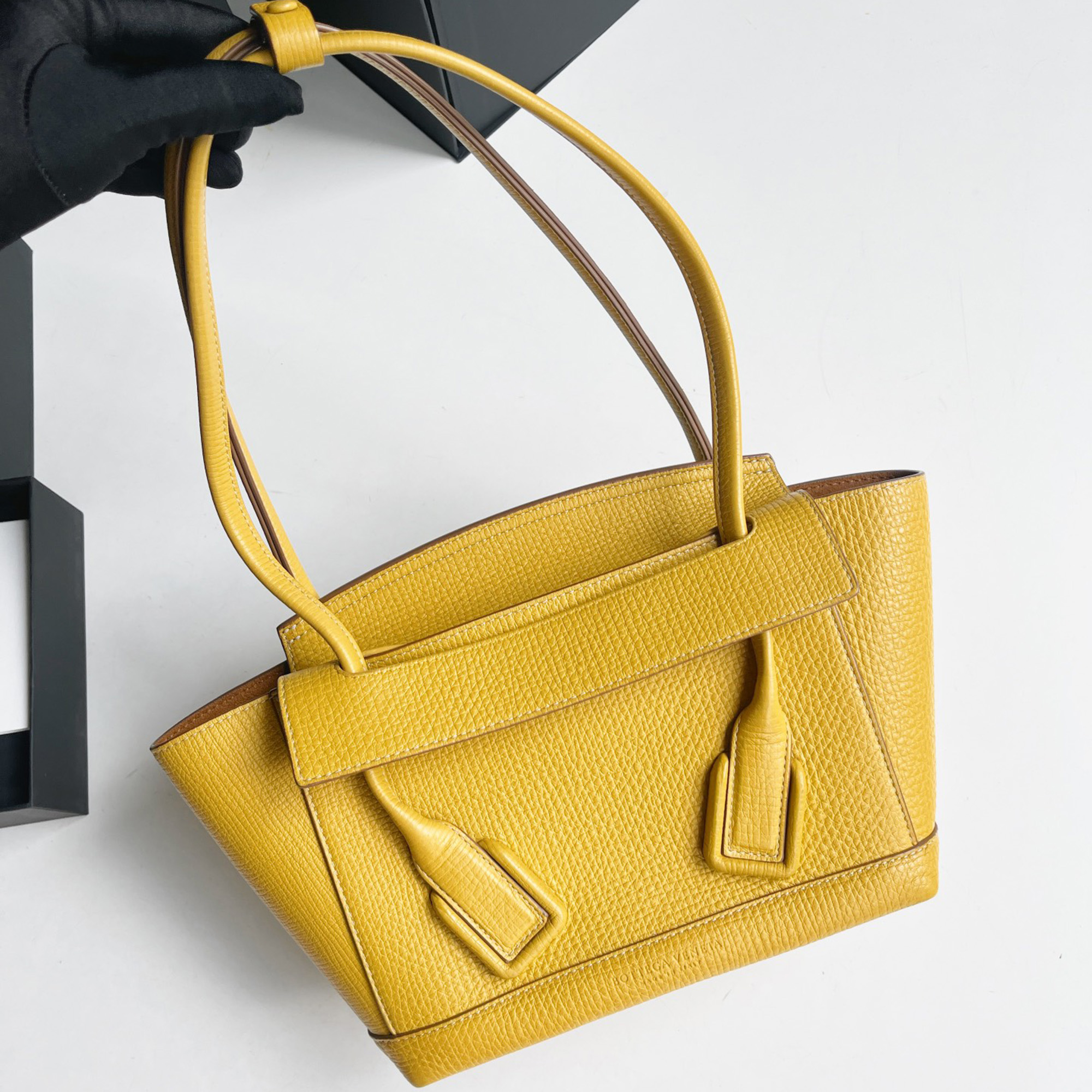 

Bottega Veneta Mustard Yellow Leather Small Aroc 33 Tote