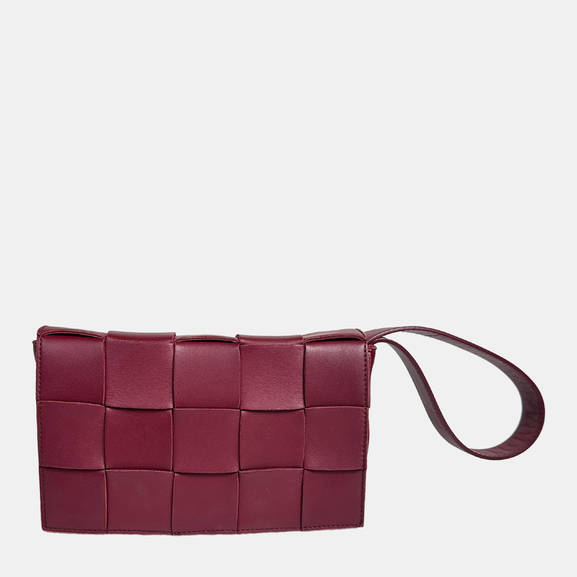 

Cassette Crossbody Bag in Burgundy