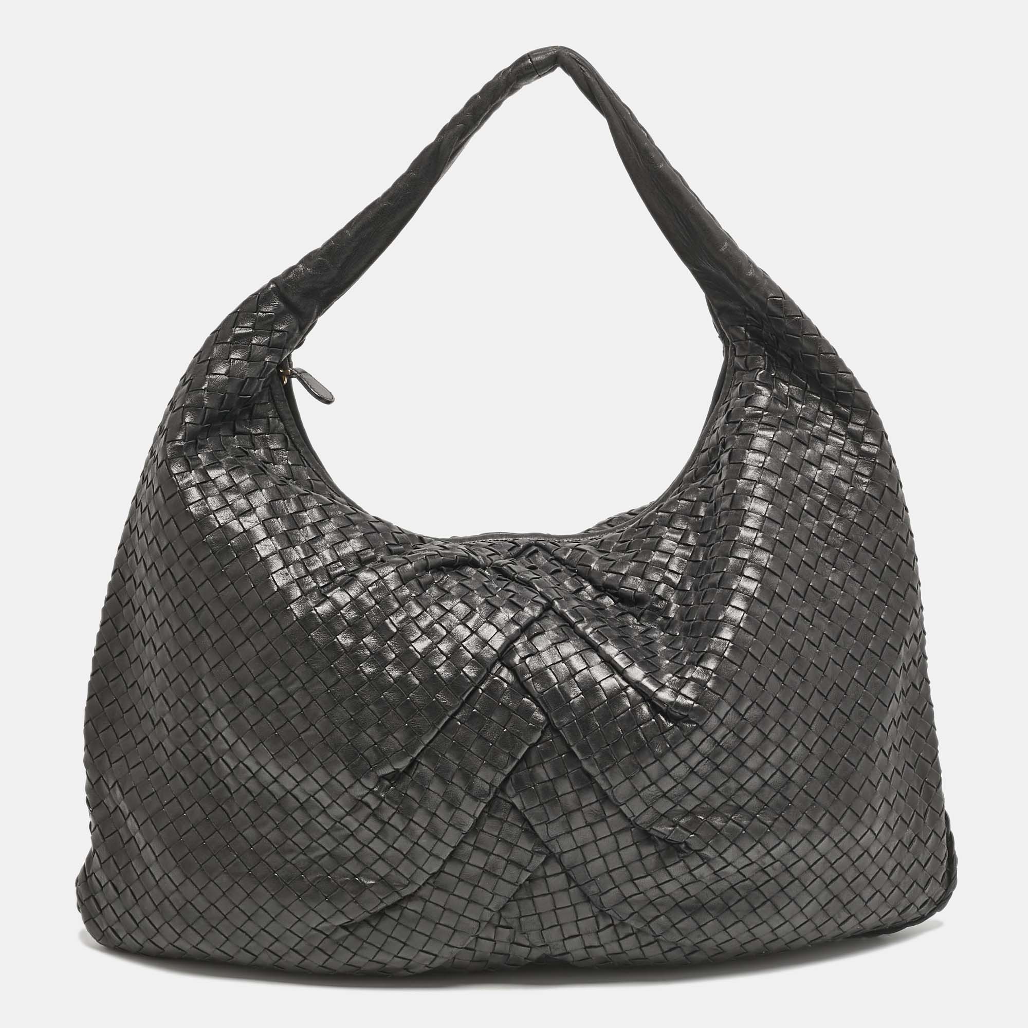 

Bottega Veneta Black Intrecciato Leather Maxi Veneta Hobo