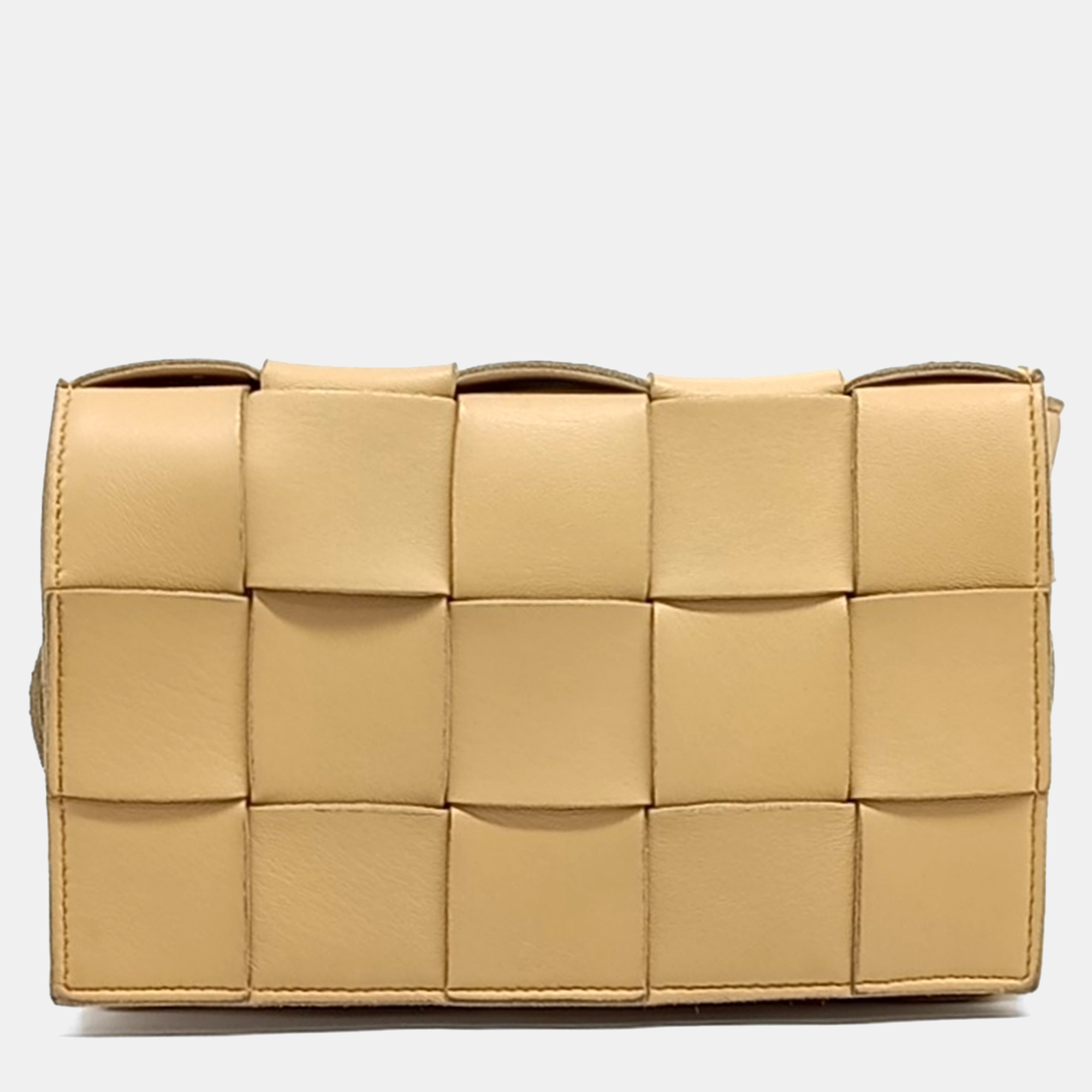 

Bottega Veneta Beige Leather Cassette Bag
