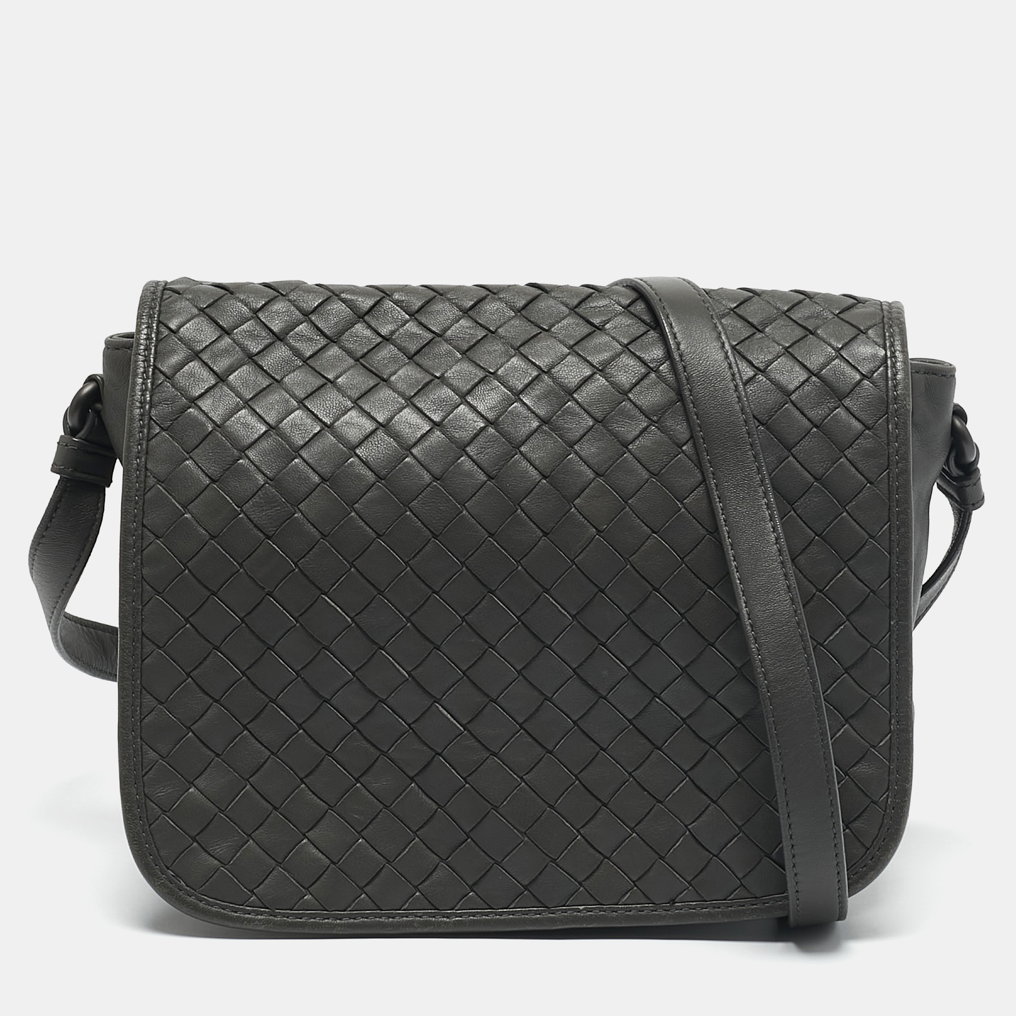 

Bottega Veneta Grey Intrecciato Leather Flap Crossbody Bag