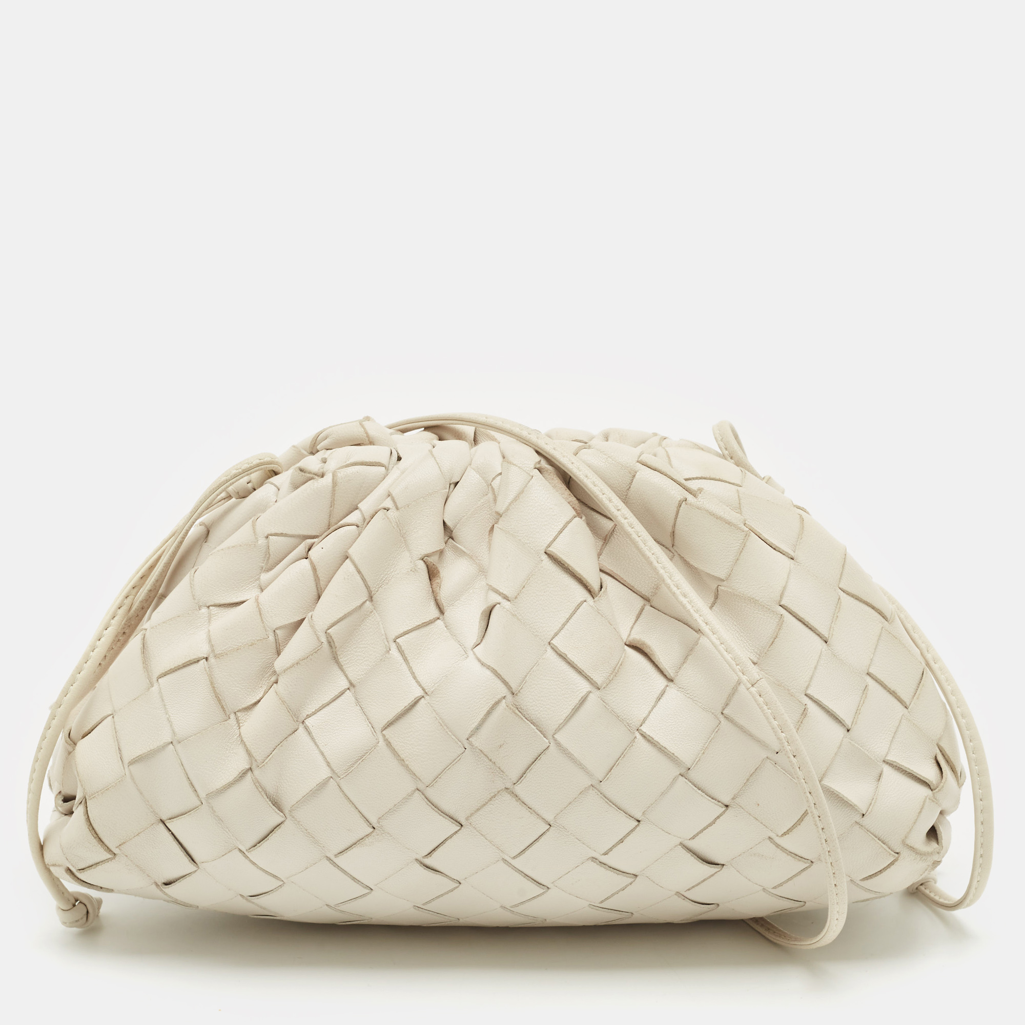 

Bottega Veneta White Intrecciato Leather Mini The Pouch Clutch