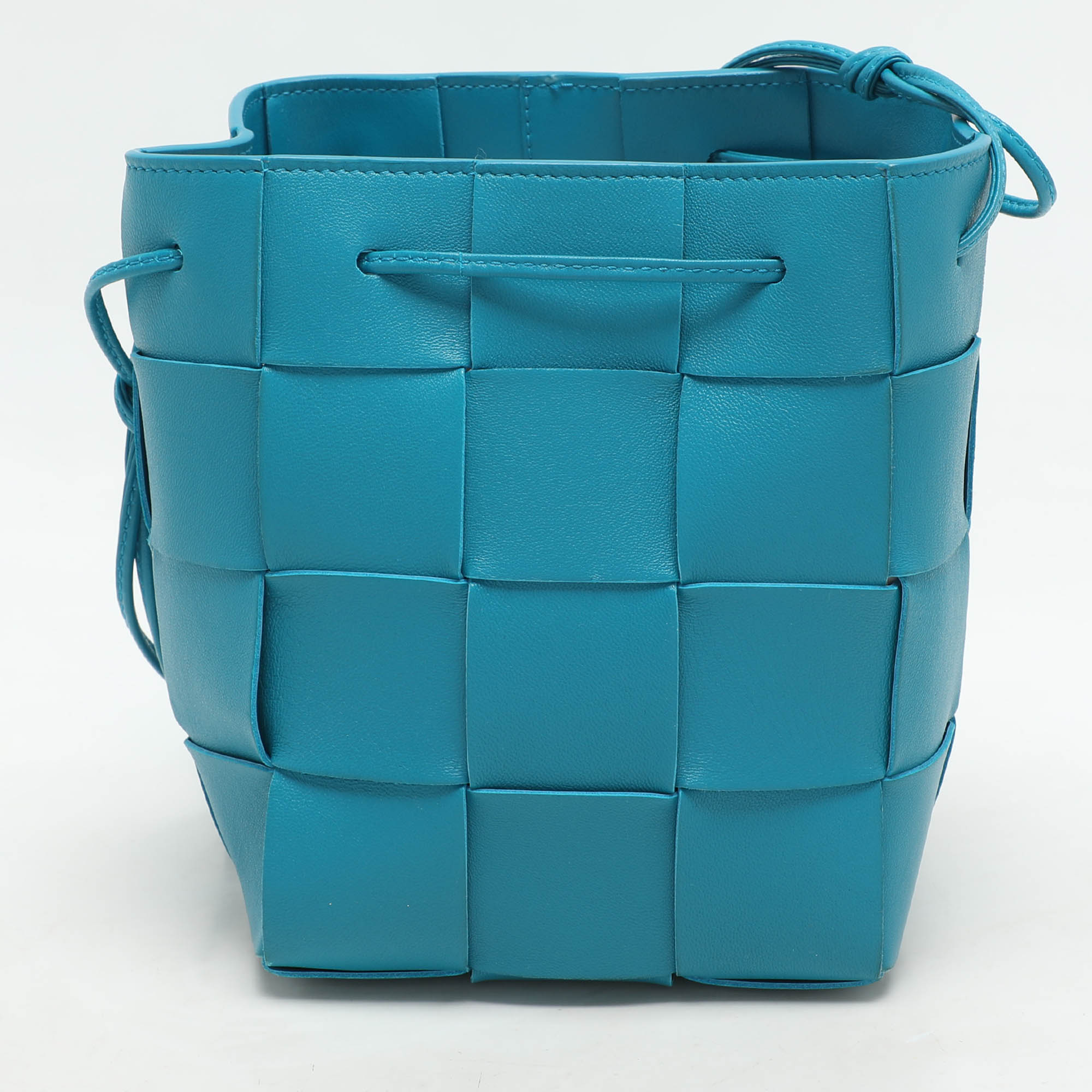 

Bottega Veneta Blue Leather Small Cassette Bucket Bag