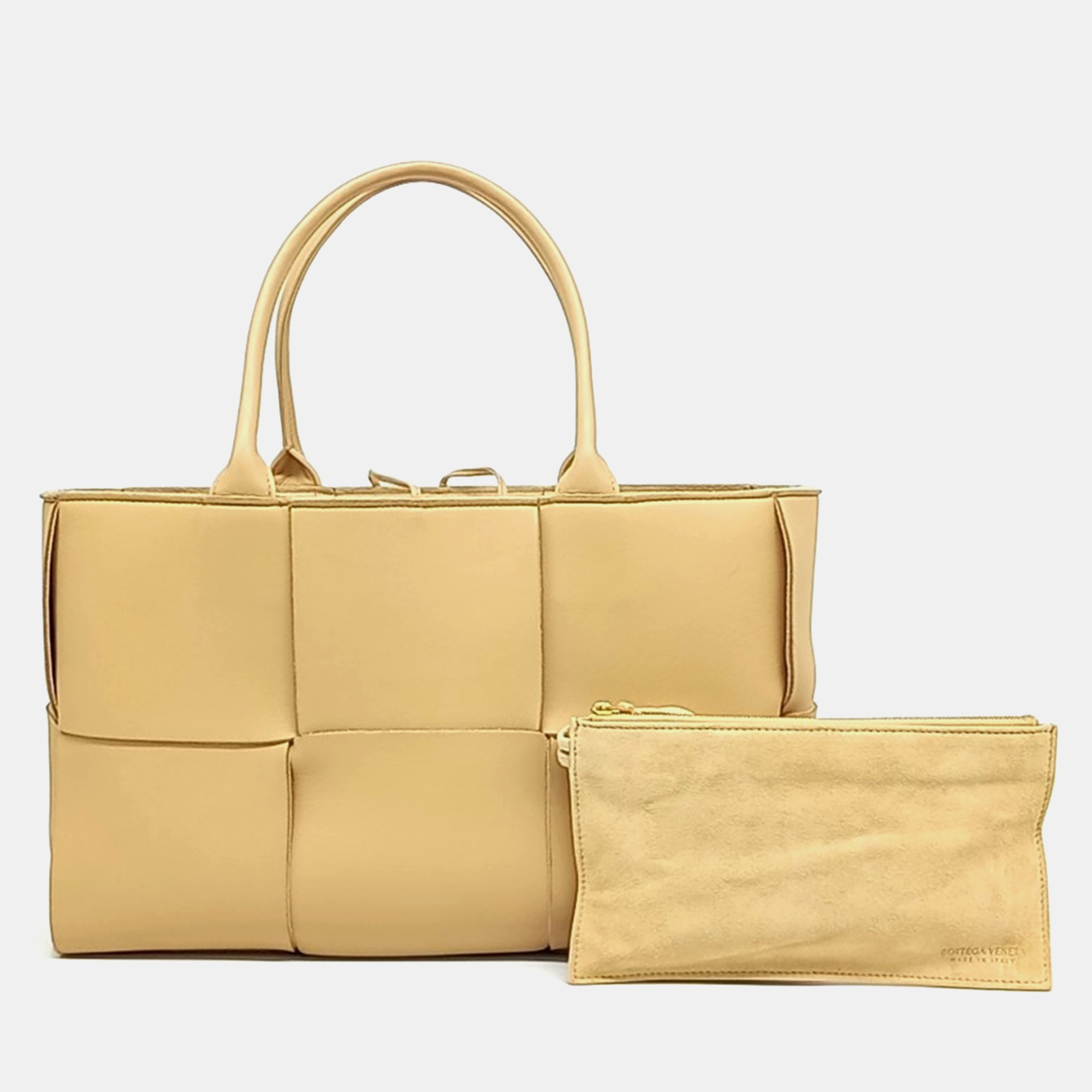 

Bottega Veneta Beige Leather Arco Tote Bag Medium