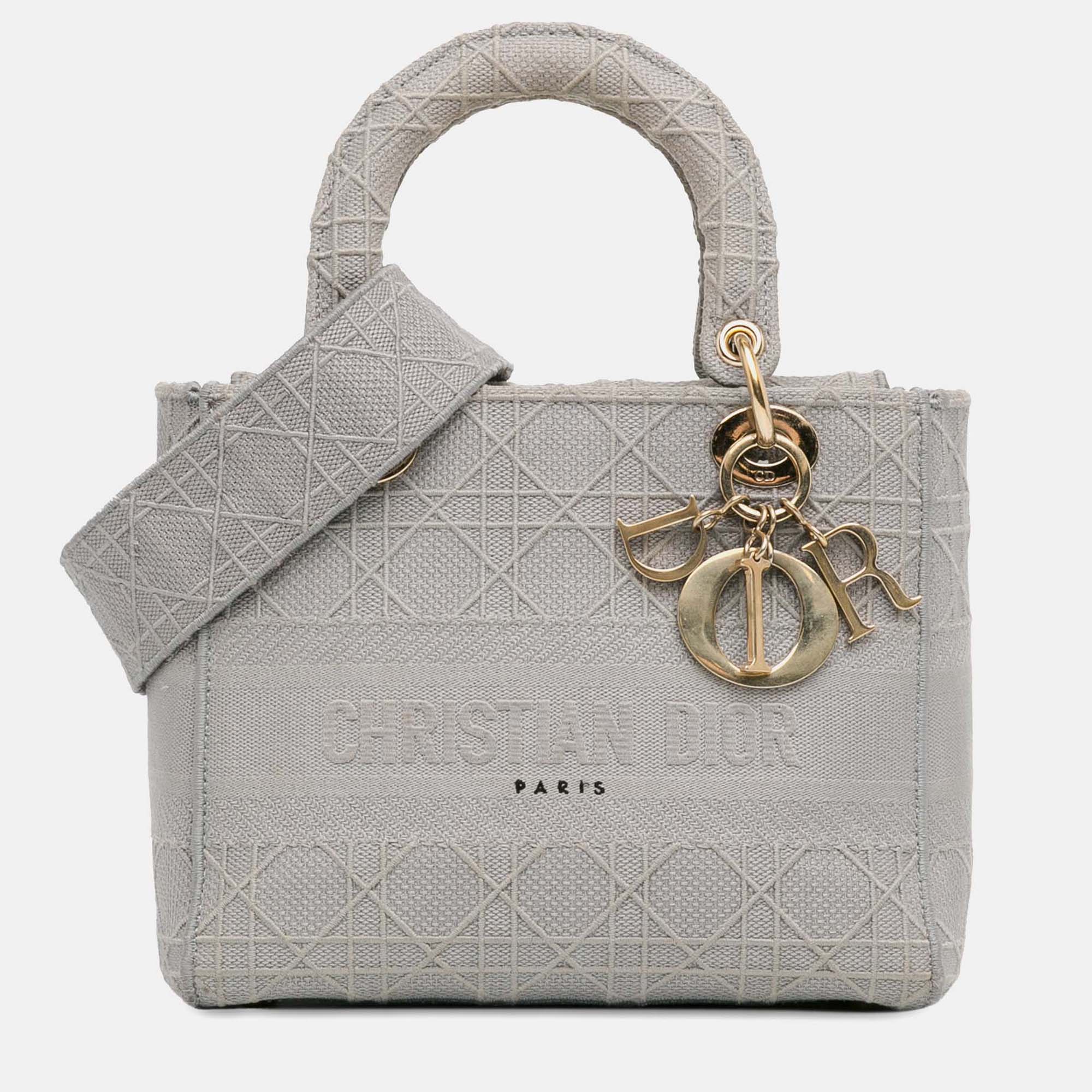 

Bottega Veneta Pink Medium Nappa Intrecciato Cesta Tote