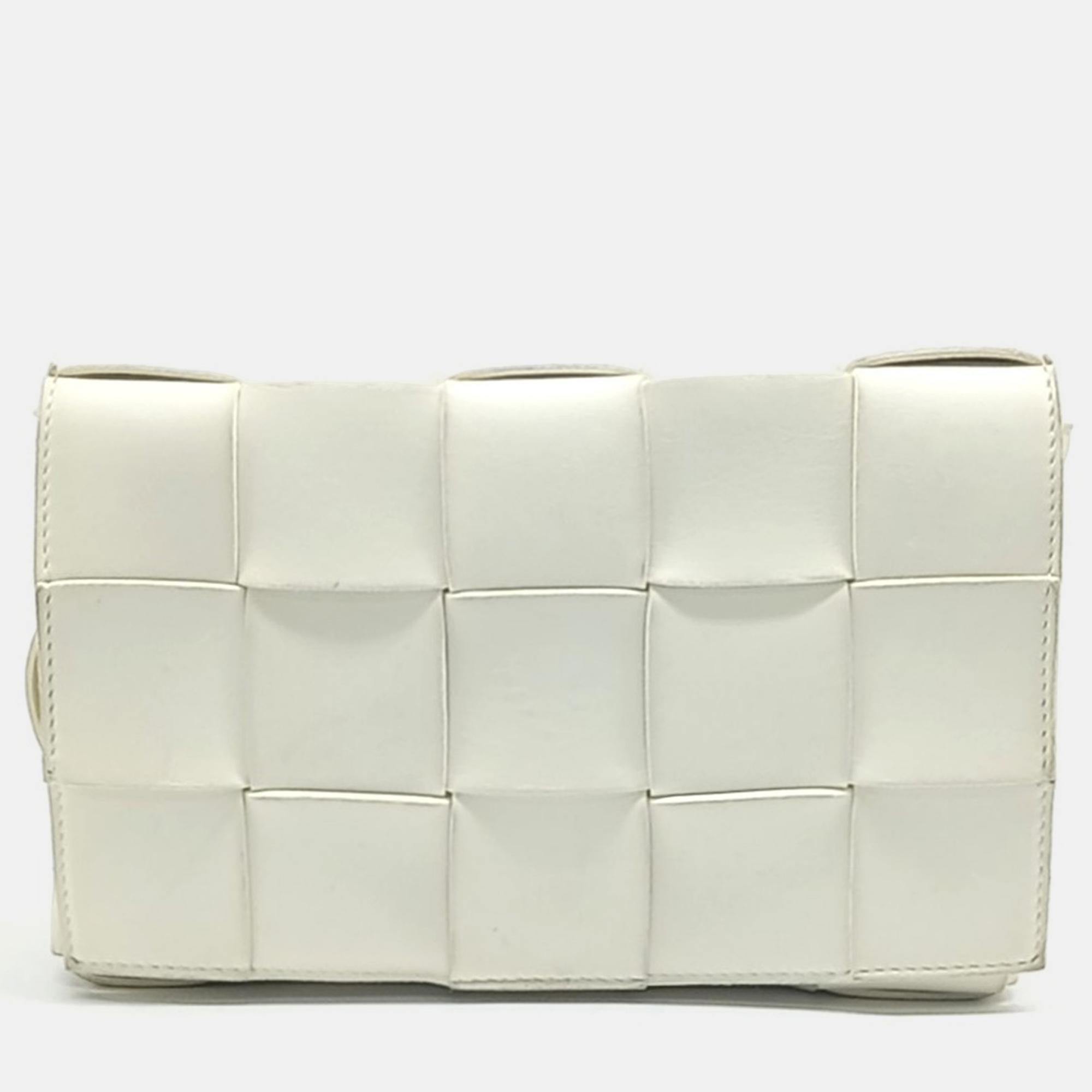 

Bottega Veneta White Leather Cassette Bag