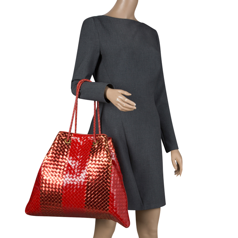 

Bottega Veneta Metallic Red Liquid Stripe Intrecciato Leather Oversized Tote