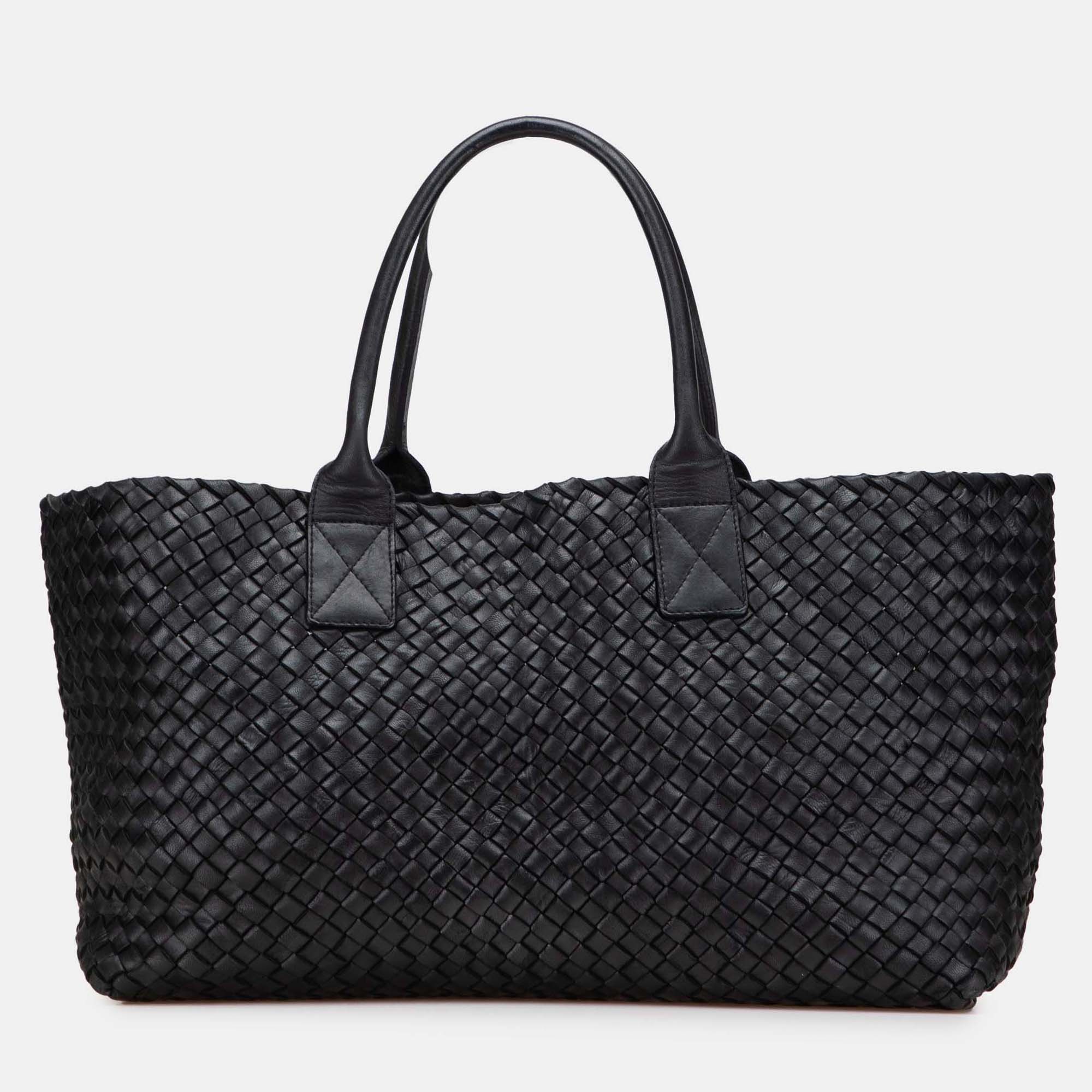 

Bottega Veneta Black Medium Lambskin Intreccio Cabat Tote