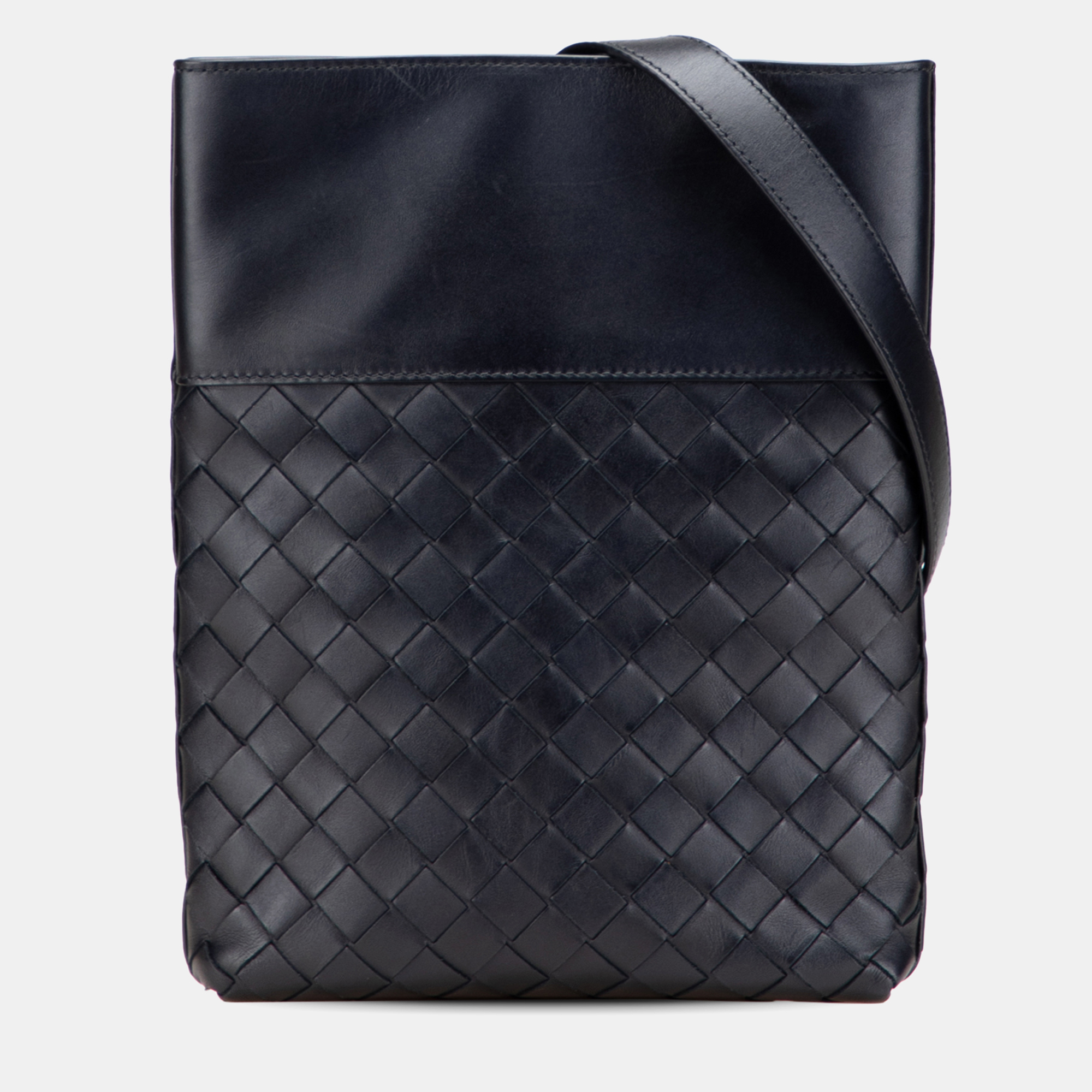 

Bottega Veneta Black Nappa Intrecciato Messenger Bag