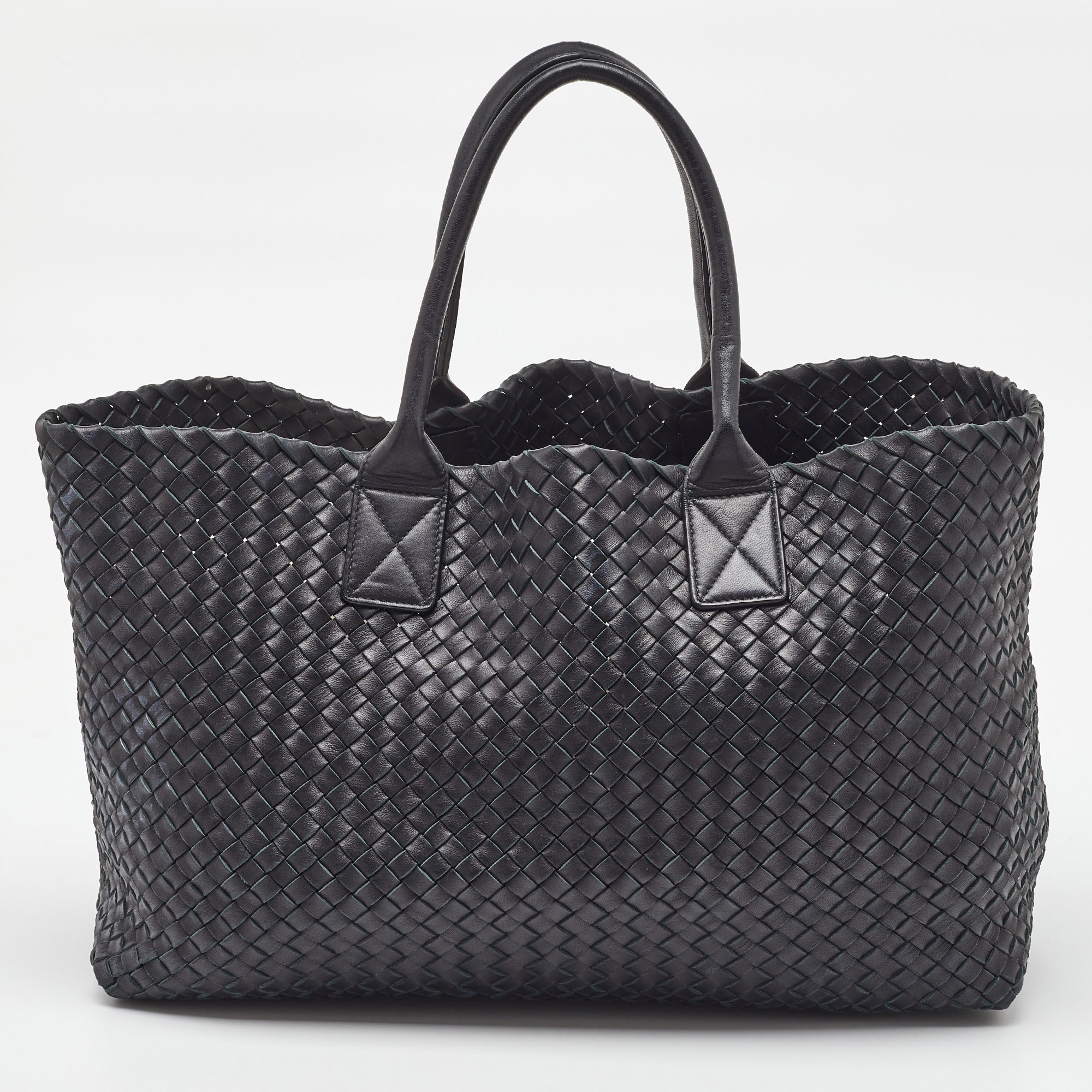 

Bottega Veneta Black Intrecciato Leather Medium Cabat Tote