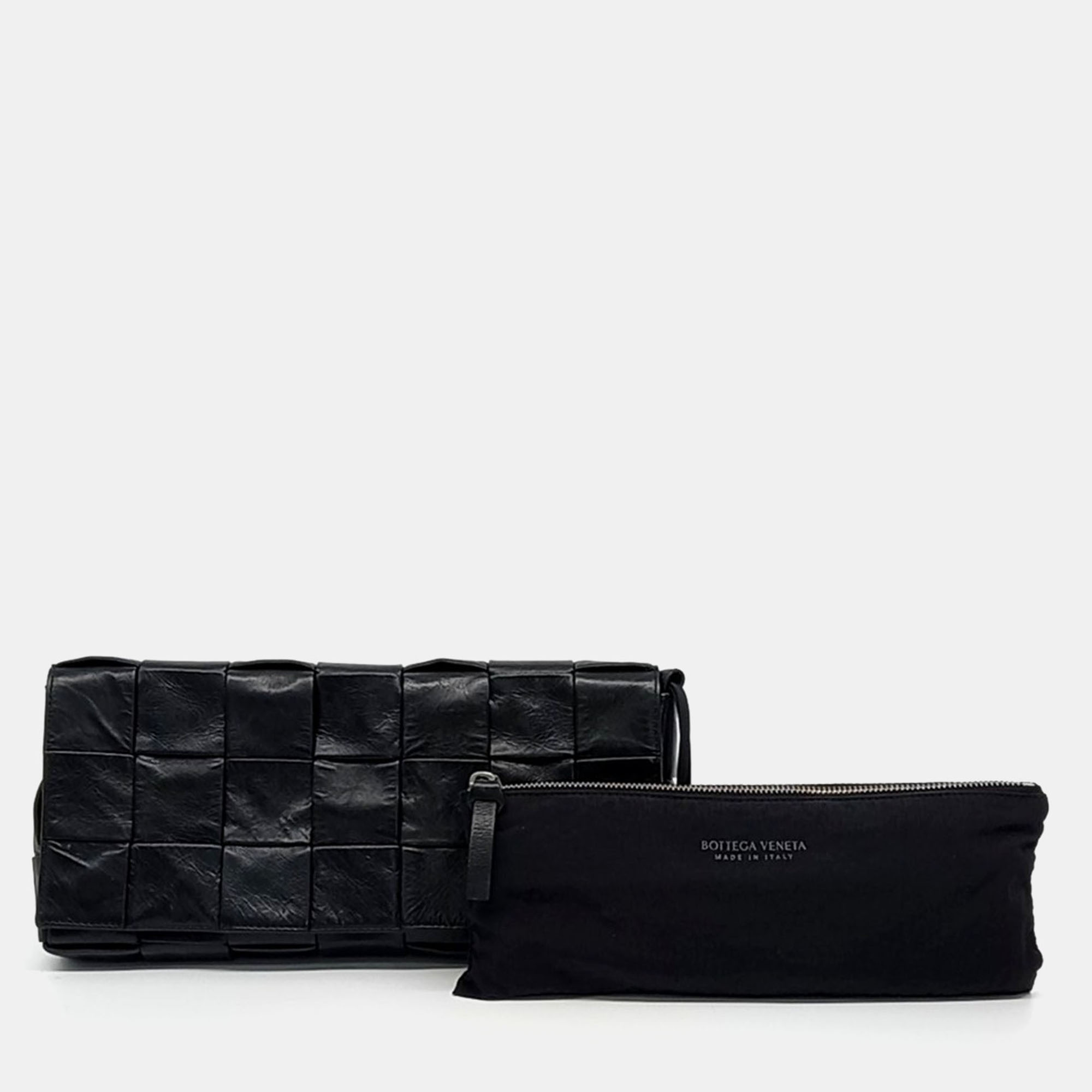 

Bottega Veneta Black Leather Stretch Cassette Bag