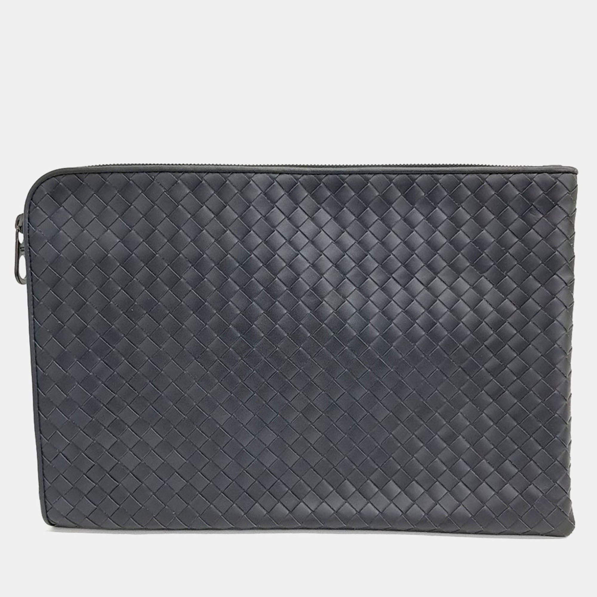 

Bottega Veneta Grey Leather mesh clutch