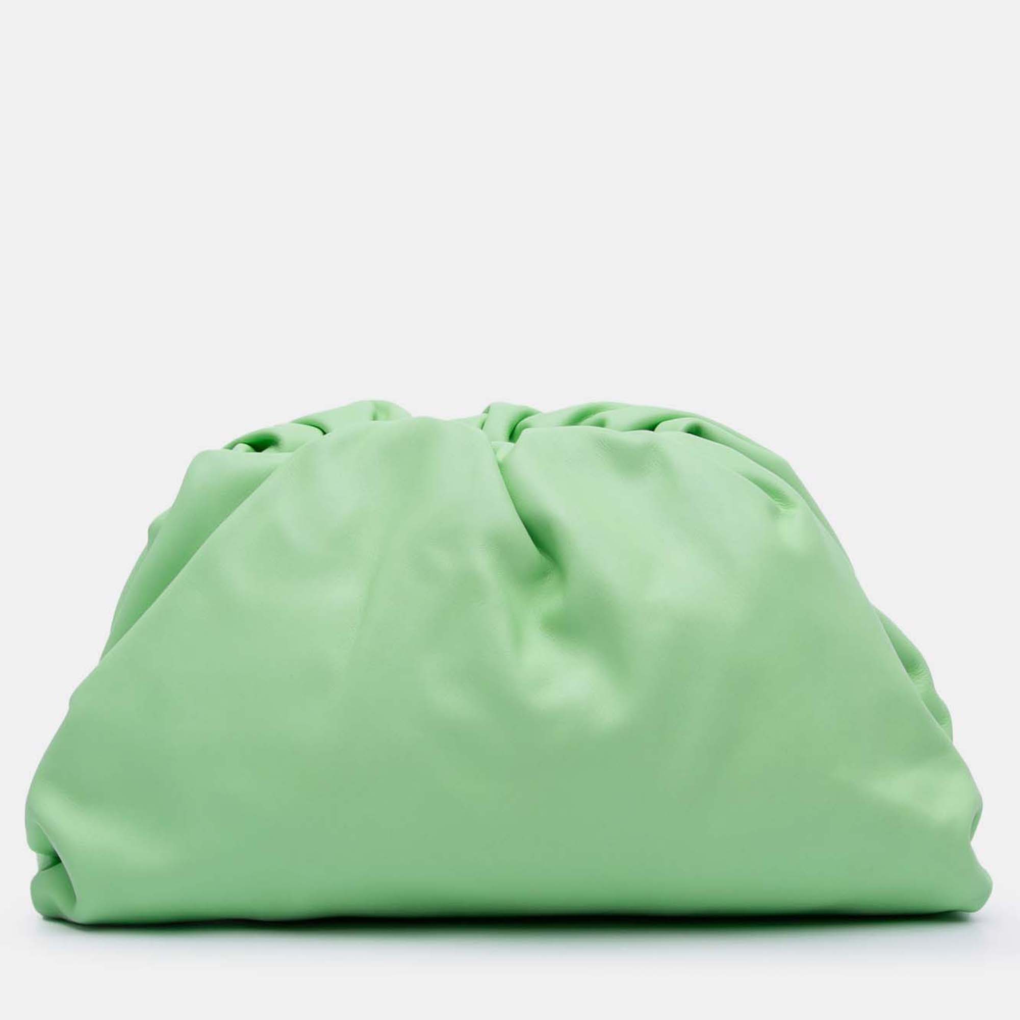 

Bottega Veneta Green Teen Lambskin Pouch