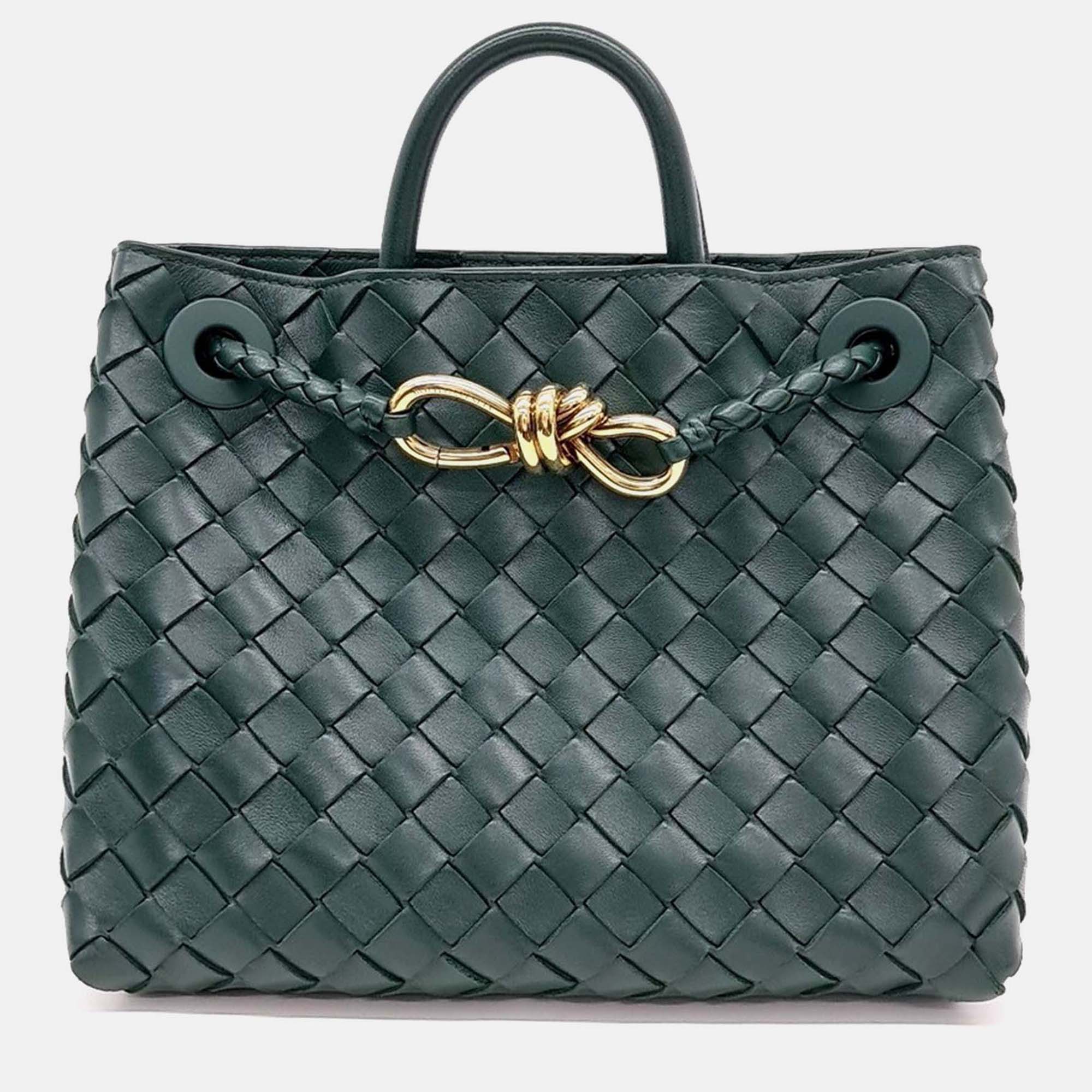 

Bottega Veneta Andiamo Small, Green