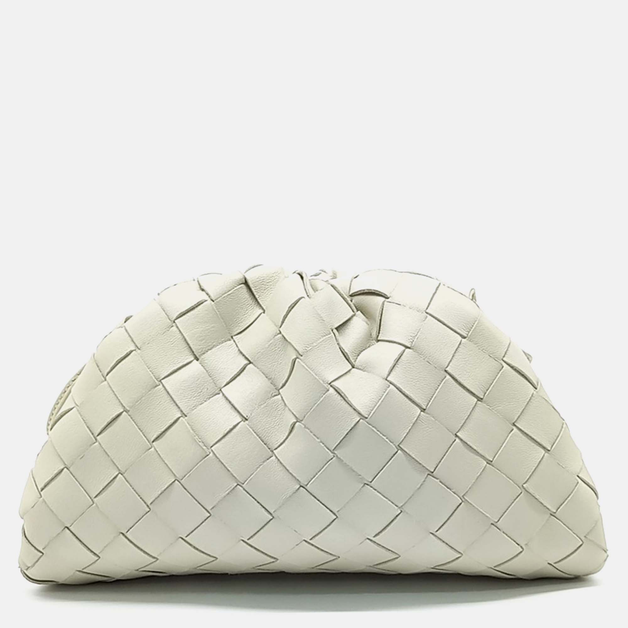 

Bottega Veneta Mesh Butter Calf Crossbody Bag, Cream