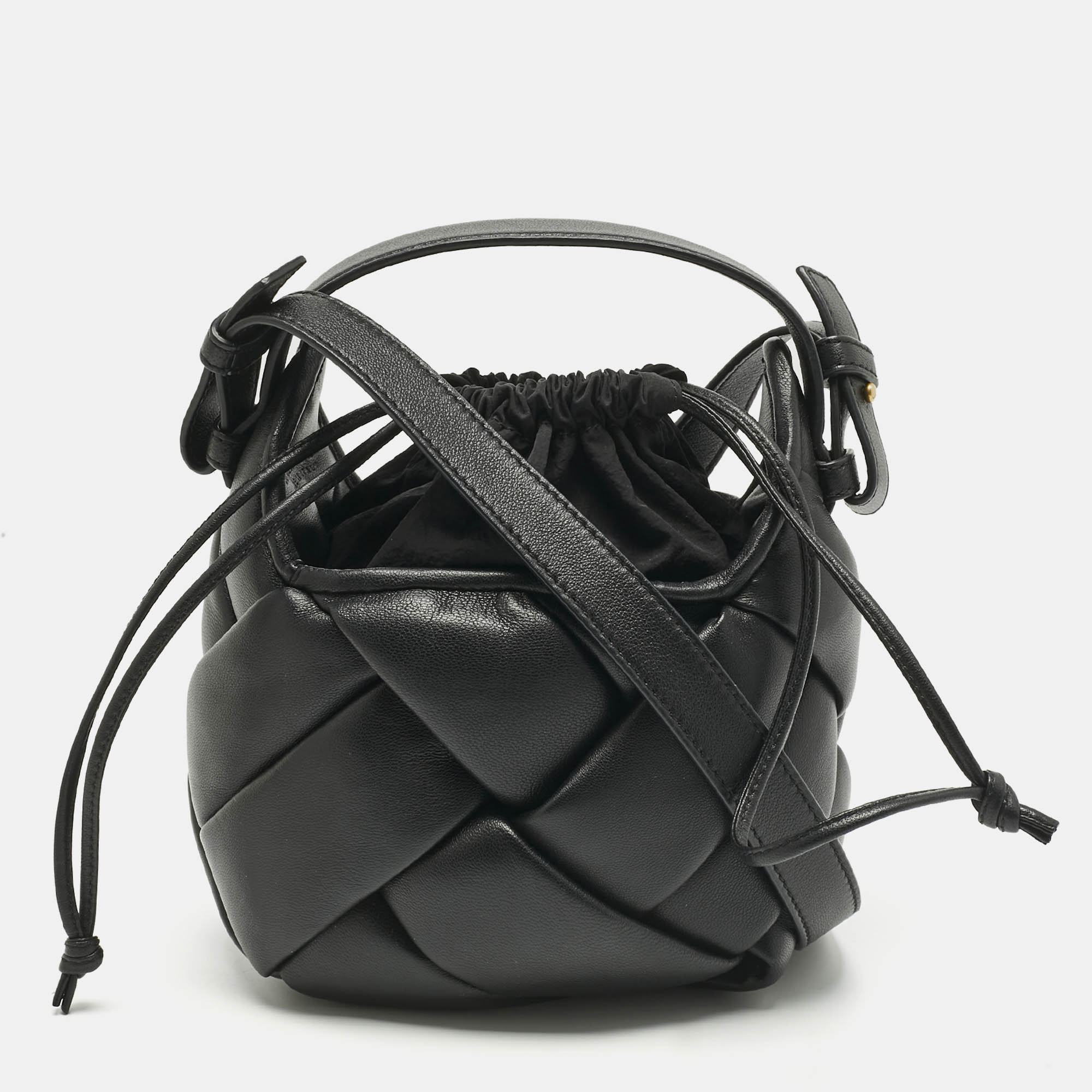 

Bottega Veneta Black Intrecciato Helmet Leather Bucket Bag