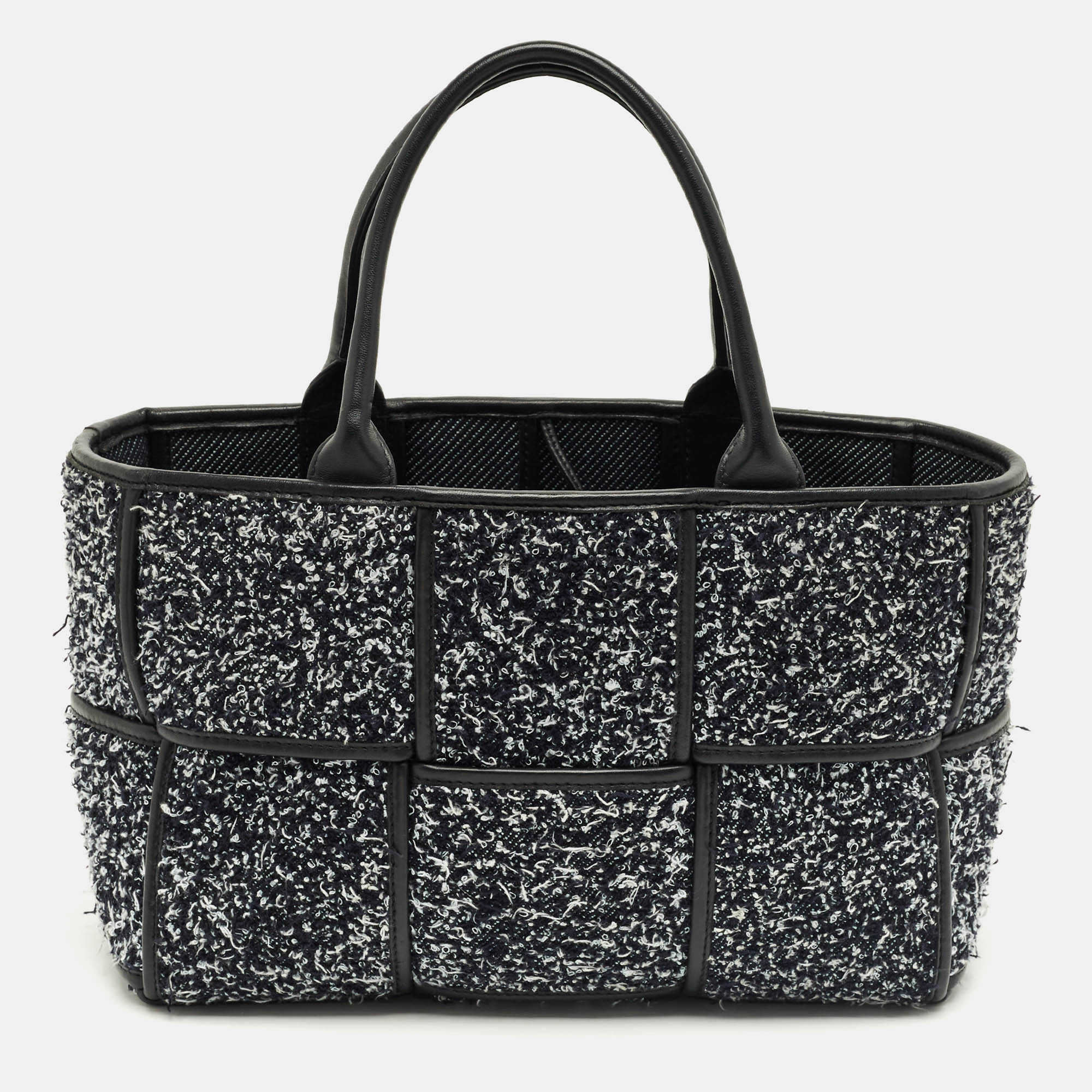 BOTTEGA VENETA Pre-owned Black/navy Blue Intreccio Tweed Small Arco Tote
