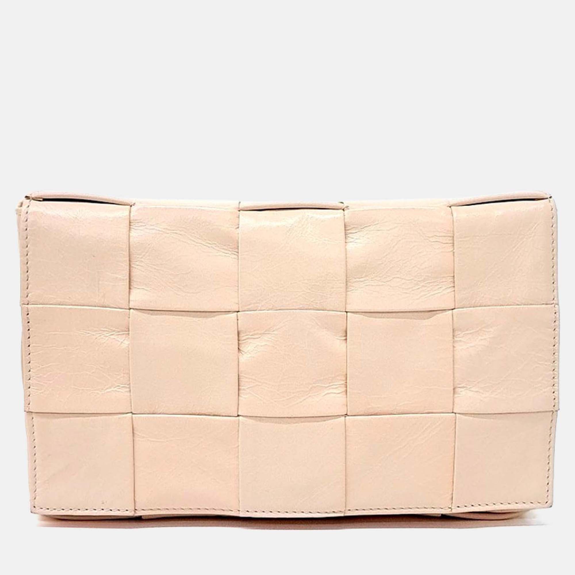 

Bottega Veneta Beige Leather Cassette Bag