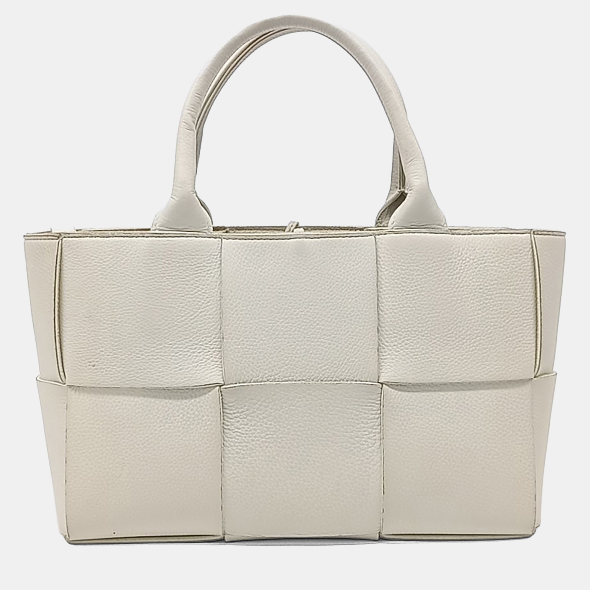 

Bottega Veneta Arco Tote Bag, Cream