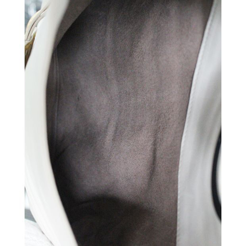 

Bottega Veneta Gray/Gold Leather Turnlock Clutch