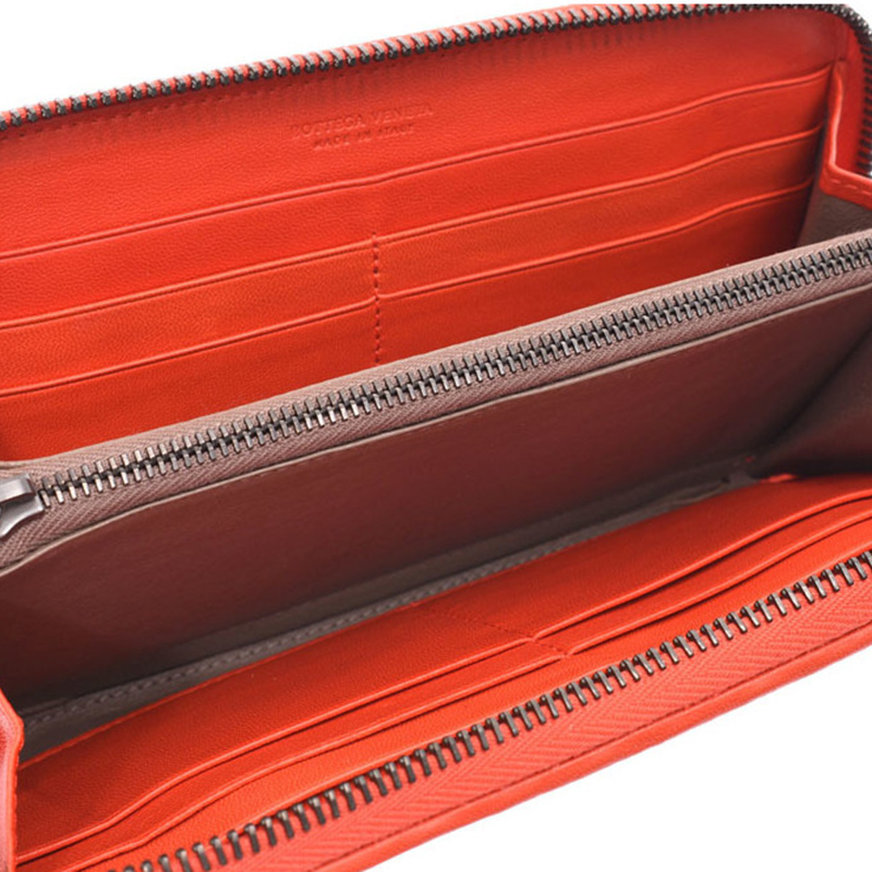 

Bottega Veneta Red Quilted Leather Zip Around Wallet