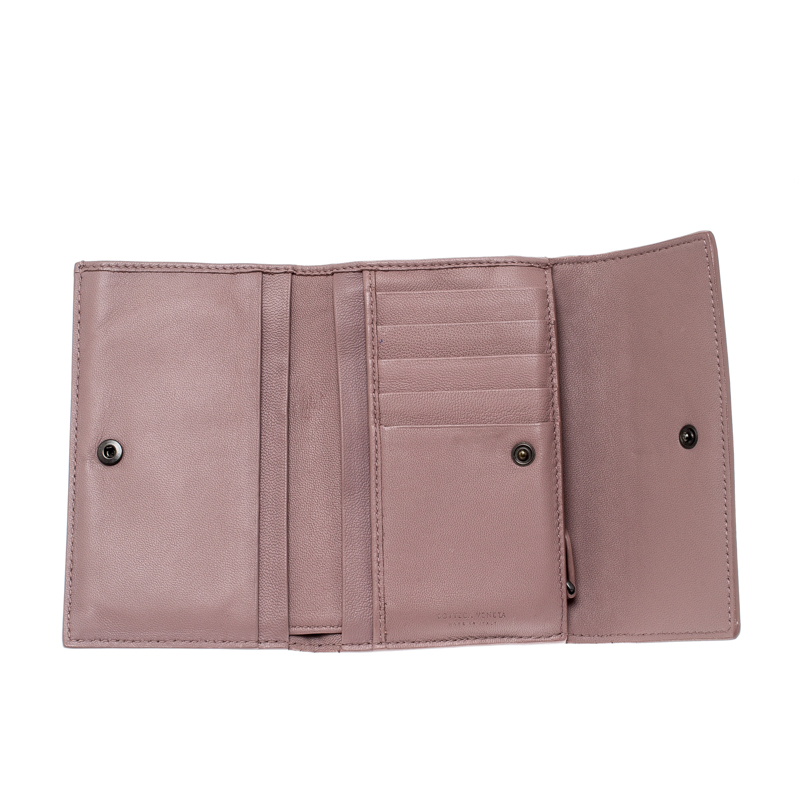 

Bottega Veneta Nude Pink Intrecciato Leather Flap Compact Wallet