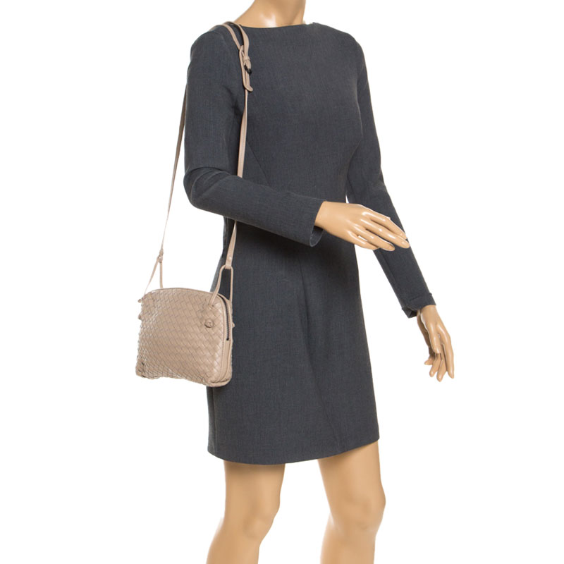 

Bottega Veneta Beige Intrecciato Leather Nodini Crossbody Bag