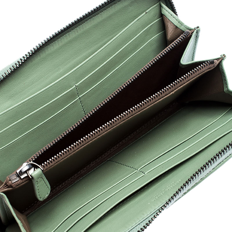 

Bottega Veneta Mint Green Intrecciato Leather Zip Around Wallet