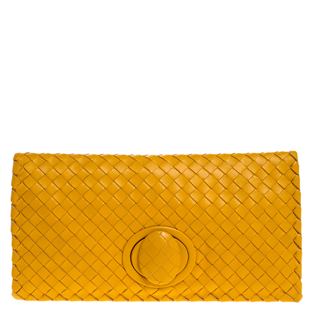 Pre Owned Bottega Veneta Yellow Intrecciato Leather Twist Lock Clutch